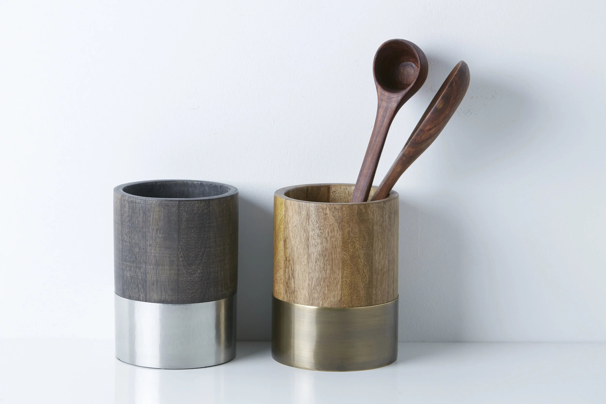 stump utensil crock_1_S&D.JPG