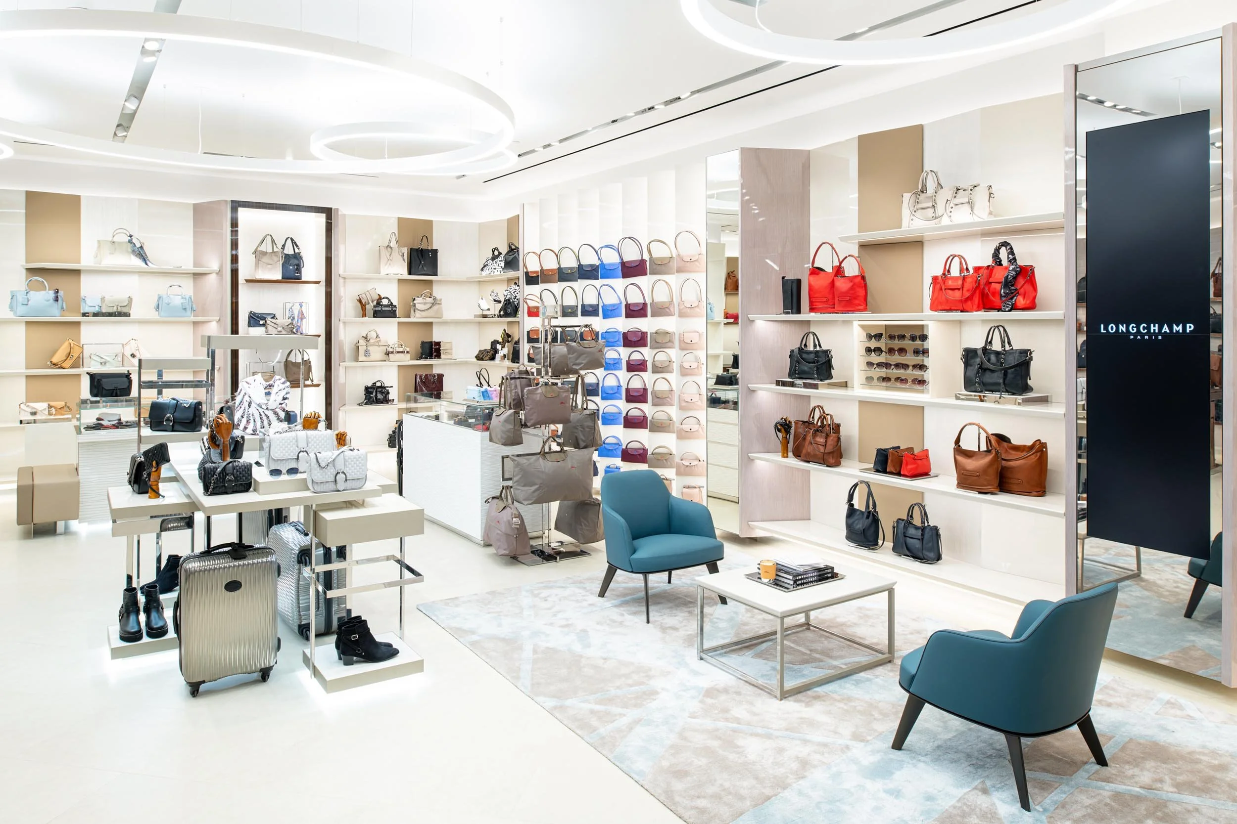 Longchamp_Yorkdale_interiors-005.jpg