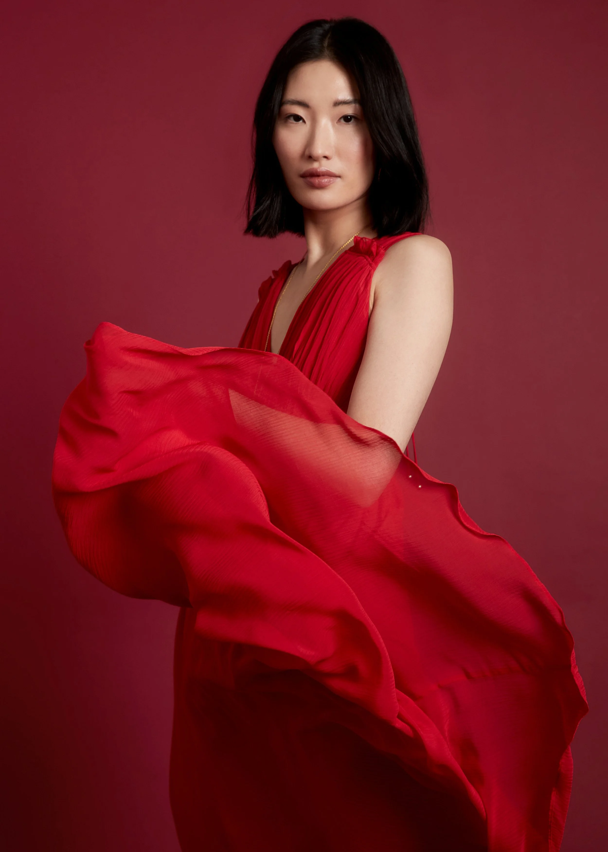 21DE786685009_BRS_OF_W_look_1_red_v0222.jpeg