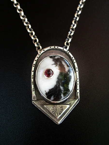Pendant by Richard Salley