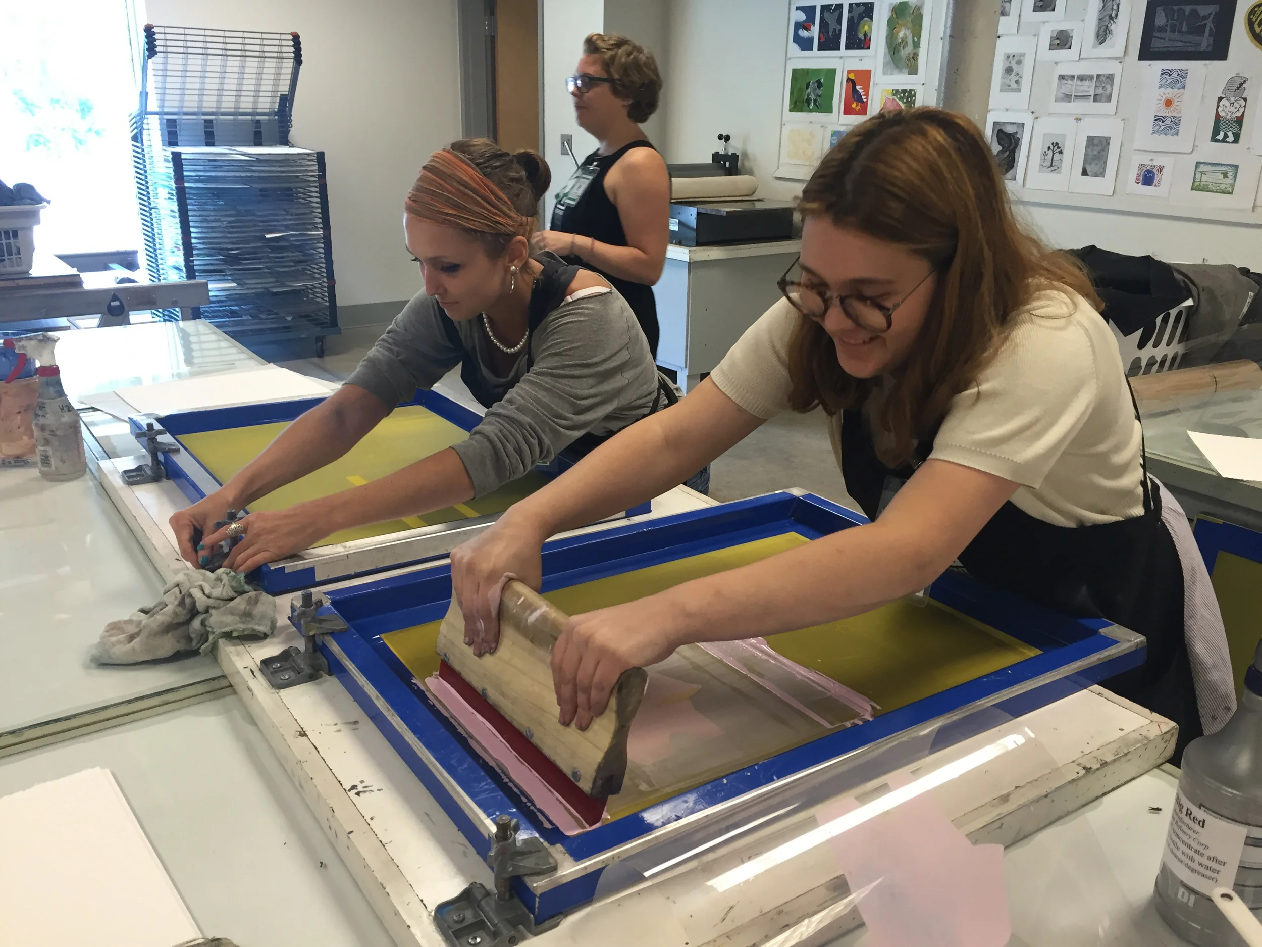 Little Earth Students Screenprinting at Highpoint