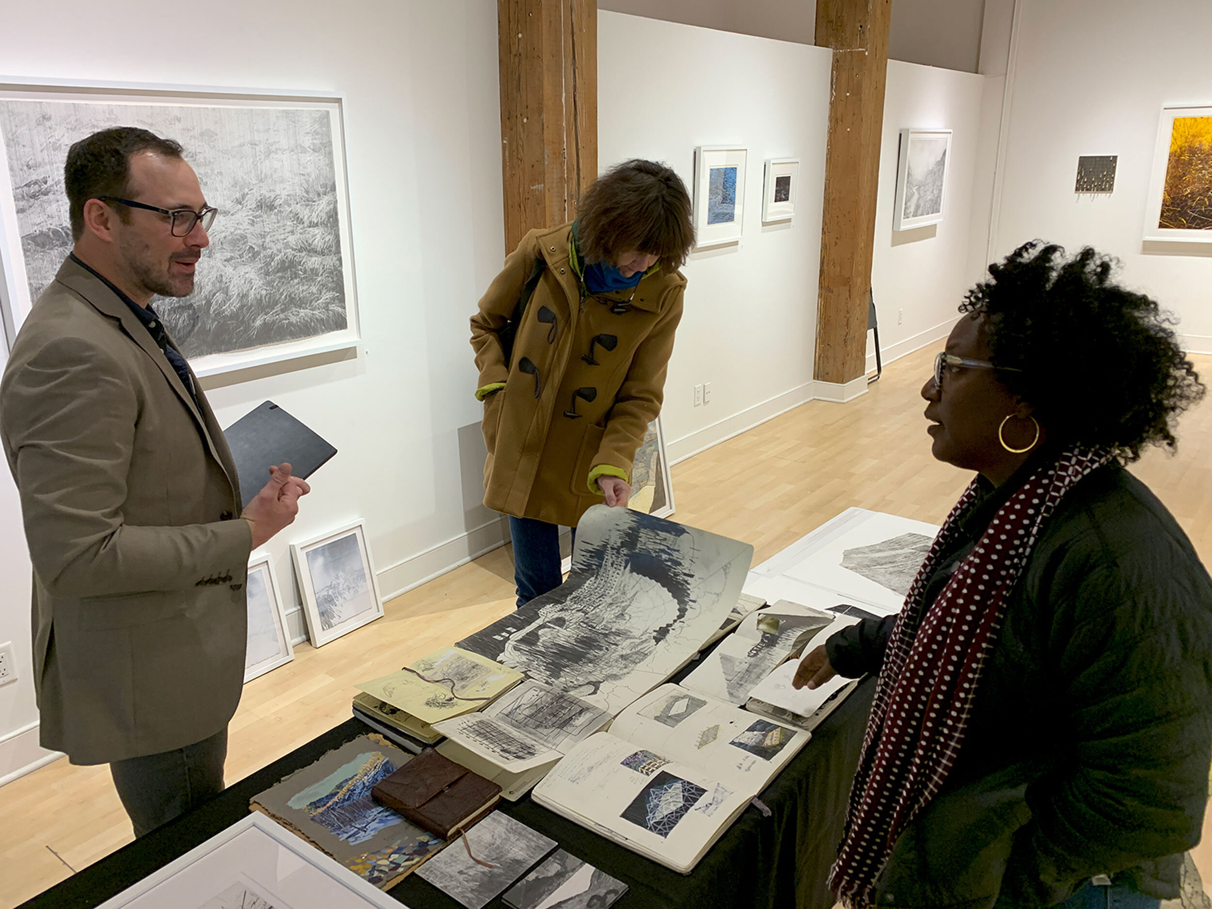  Mike Marks (left), with Michelle Grabner (center) and Delita Martin at an exhibition of Mike’s work 
