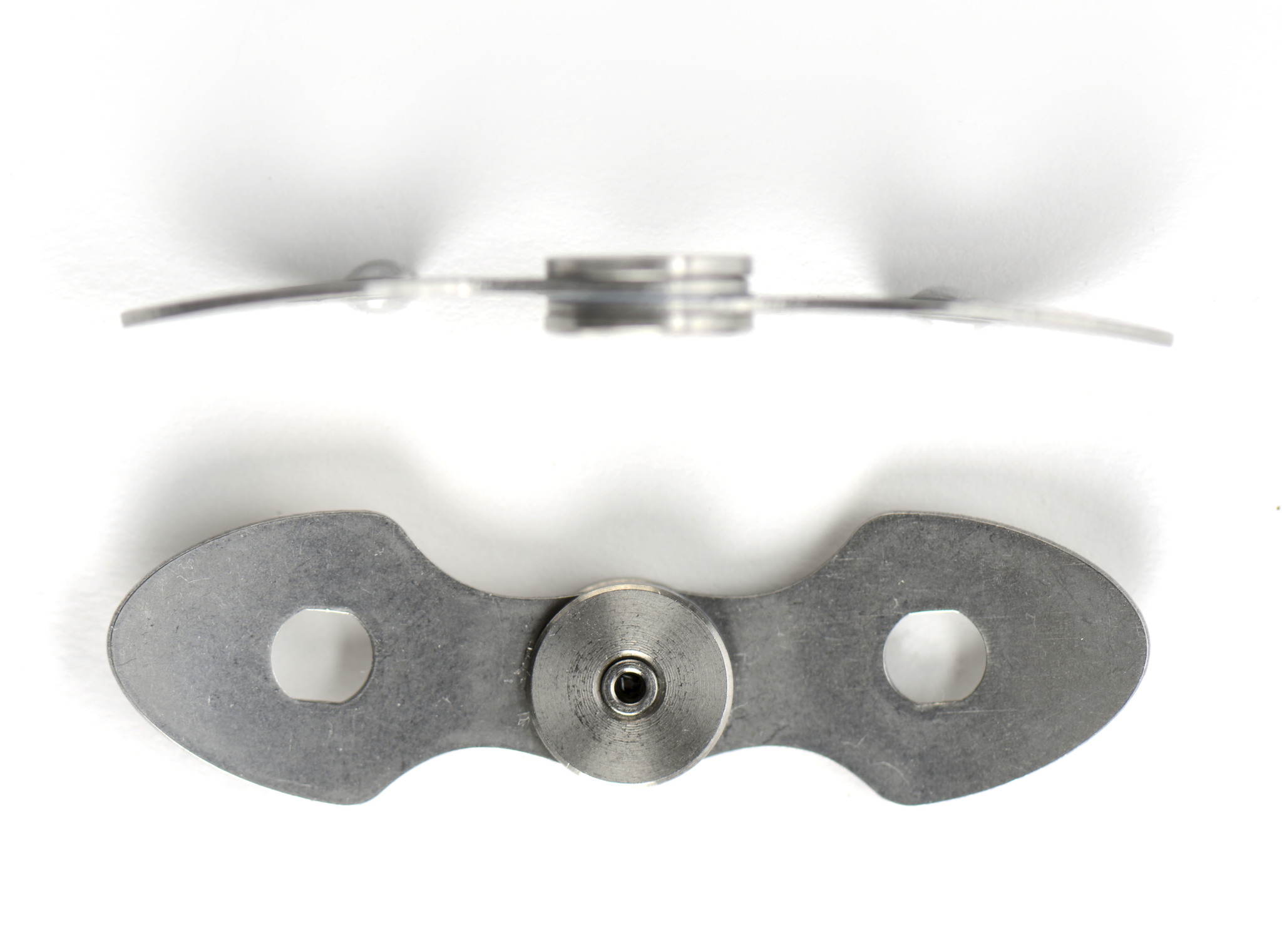 Pivot's Low-Profile Design