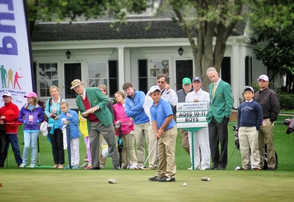 2014mastersdcpboyputting.jpg