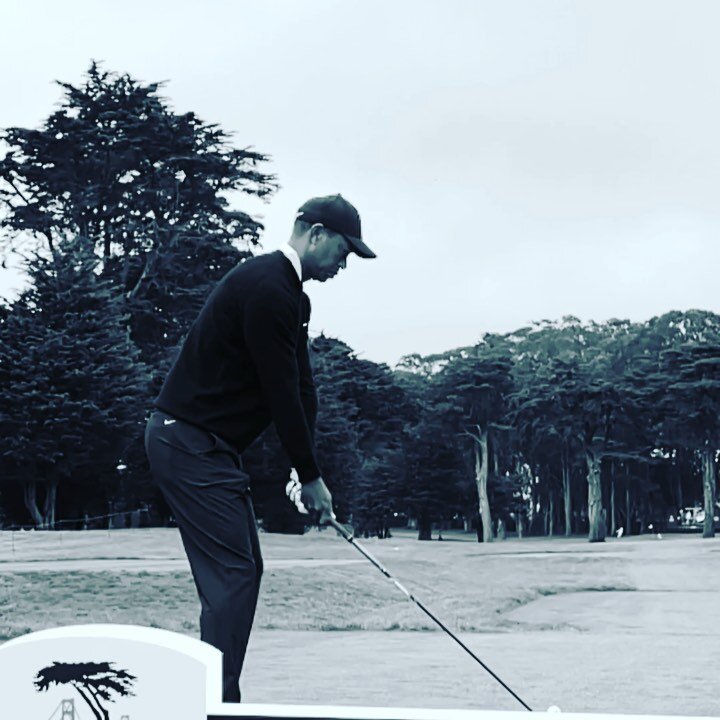 @tigerwoods practicing at Harding Park, 2020 @pgachampionship Monday. He looks focused and flexible. Watch the first shot, his tee ball on the 4th with such a full throttle swing he had a bit of a Greg Norman follow-through. With an unfriendly breeze