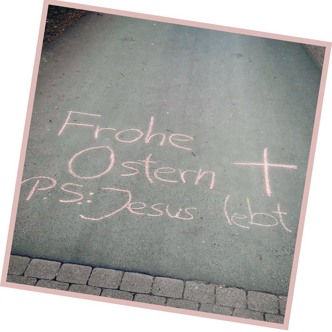 Frohe Ostern!!

#osterflashmob #osterfreude #ostern #auferstanden #jesuslebt #jesus #hoffnung #kassel #kasselfornia #niederzwehren #helleb&ouml;hn