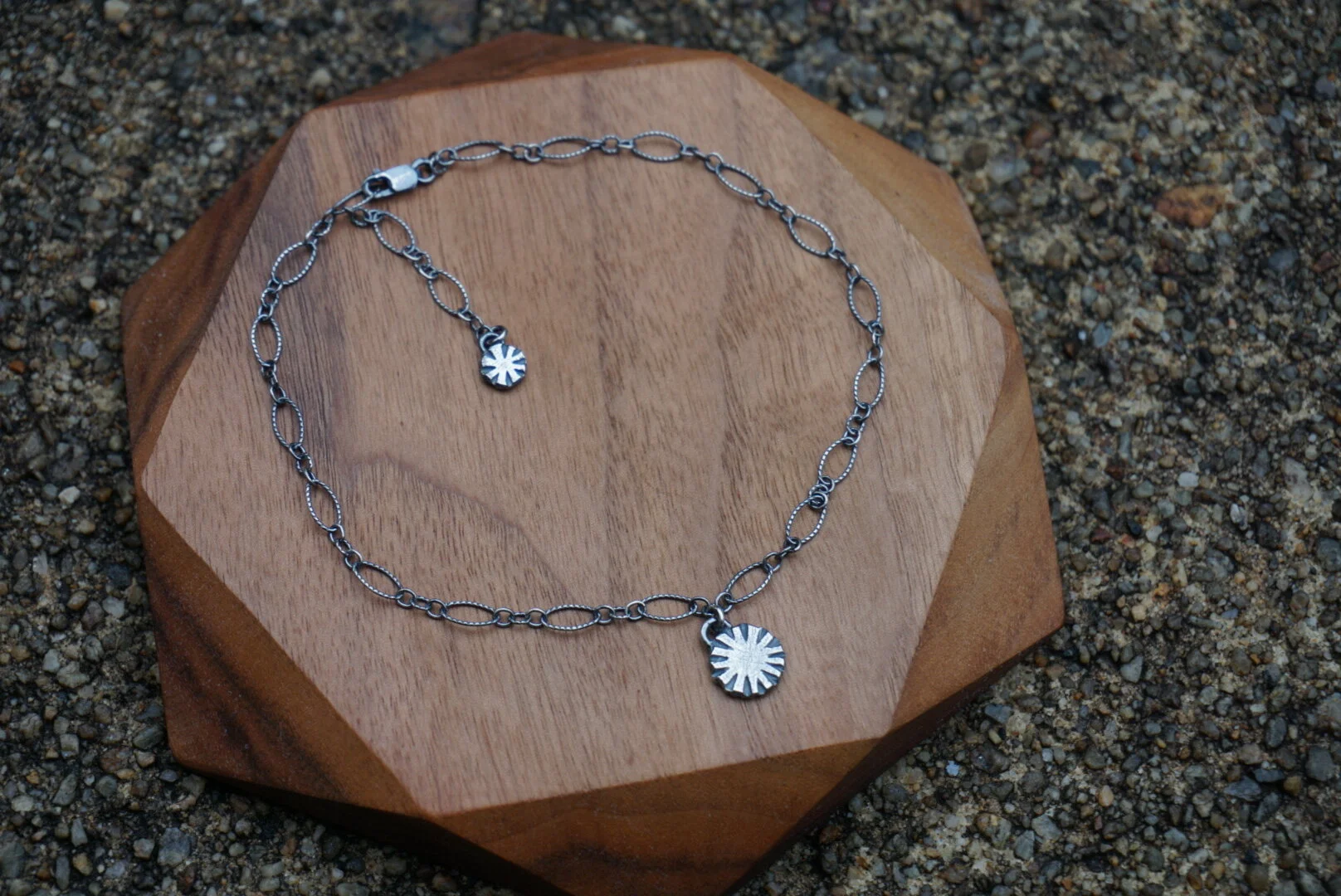 Circle Ridge Link Anklet