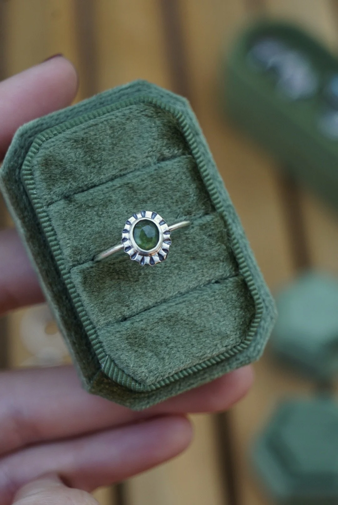 Green Tourmaline Ridge Ring // Size 8.5