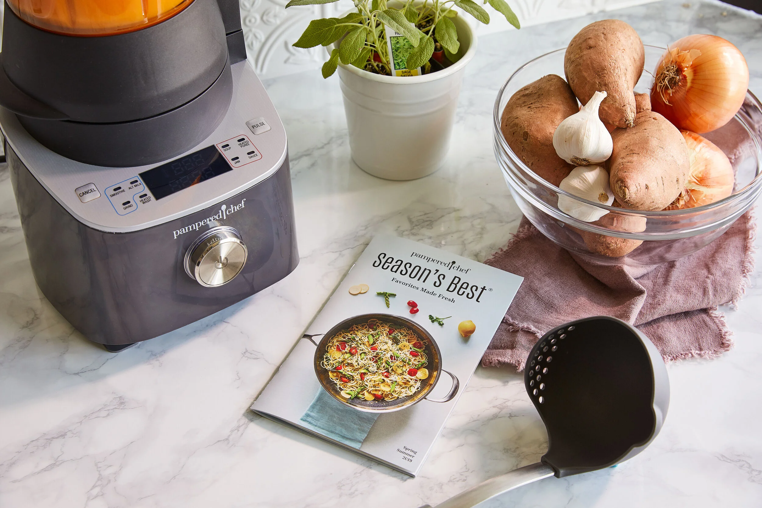 100125_RECIPE-BOOK-_FW19_V01.jpg