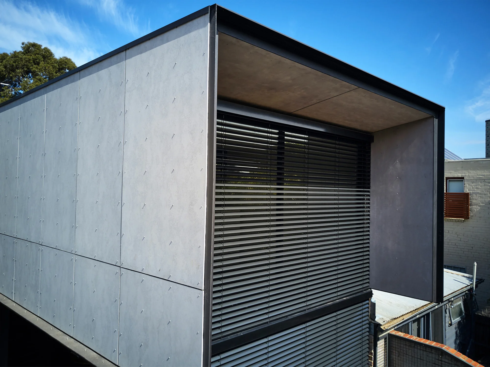 EA Torquay 06 web.jpg