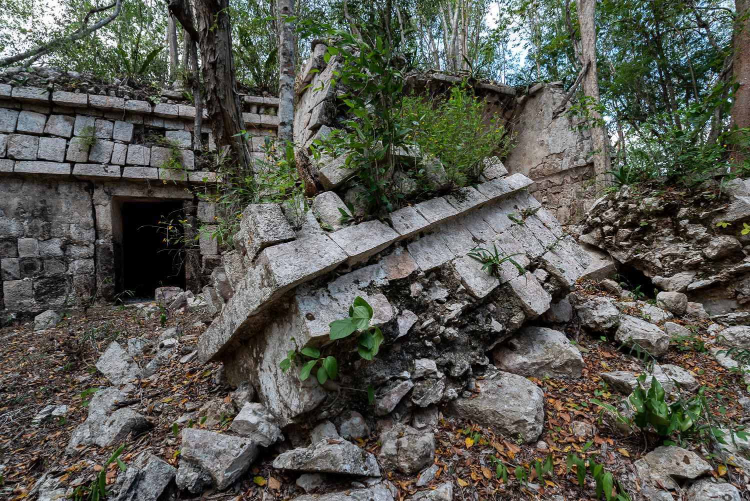 Fallen ruins at Kom.