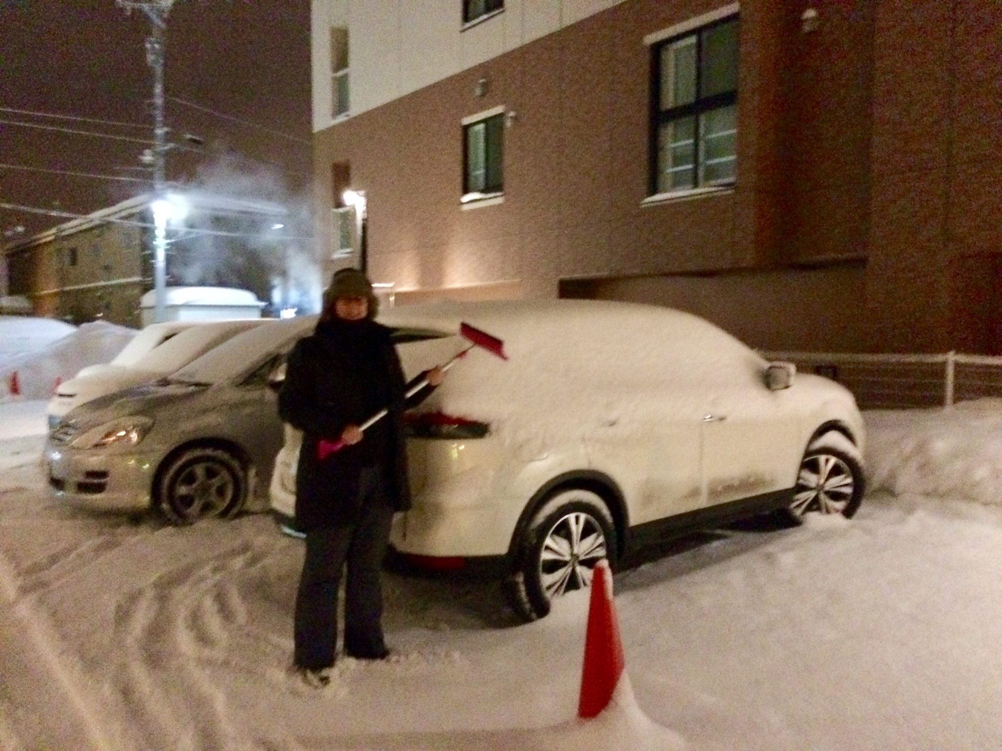 I don’t think there was a single morning on the trip where we didn’t have to clean at least 2 or 3 centimeters of snow off the car. (photo: Ulana Switucha)