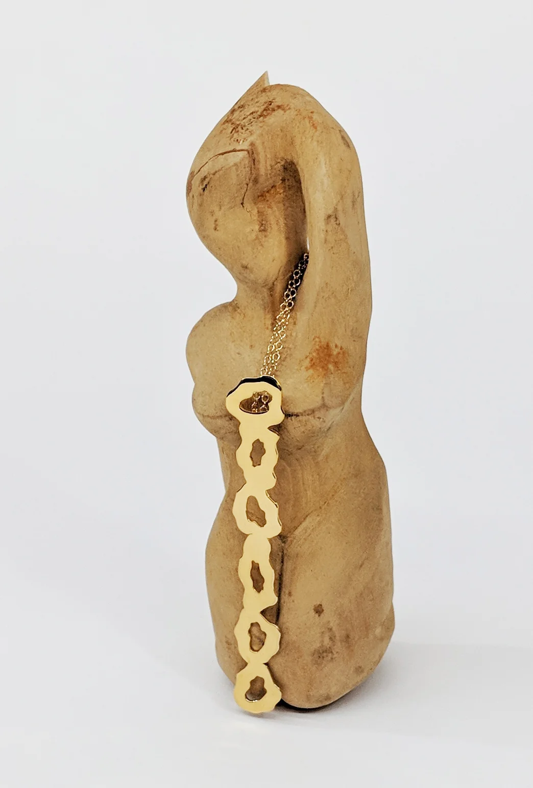 rista-pendant-1.jpg