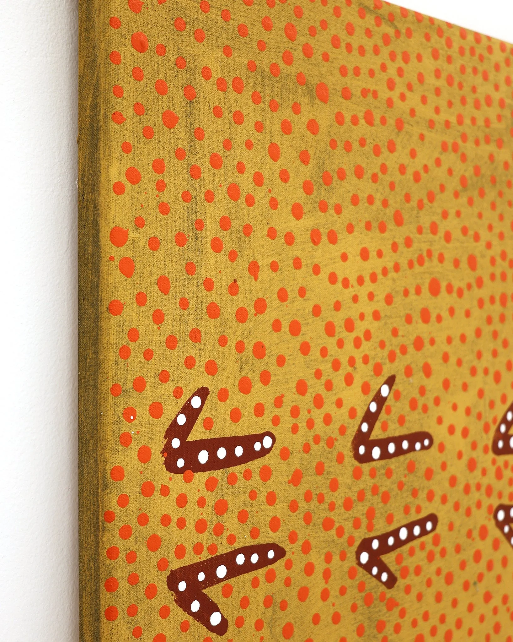 Keanu Tjakamarra Nelson malu_and_wanampi_tjurrkurpa_kangaroo_and_snake_dreaming_acrylic_on_linen_121x92cm_2-26 DETAIL WEB.JPG