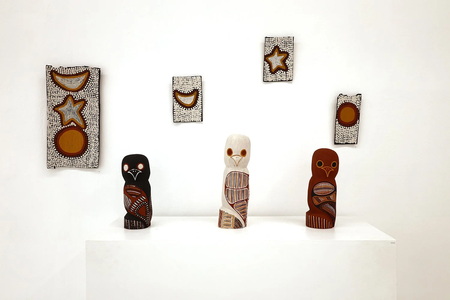 Miah Madden Echoes tracing Northwards Roomshots 8.JPG
