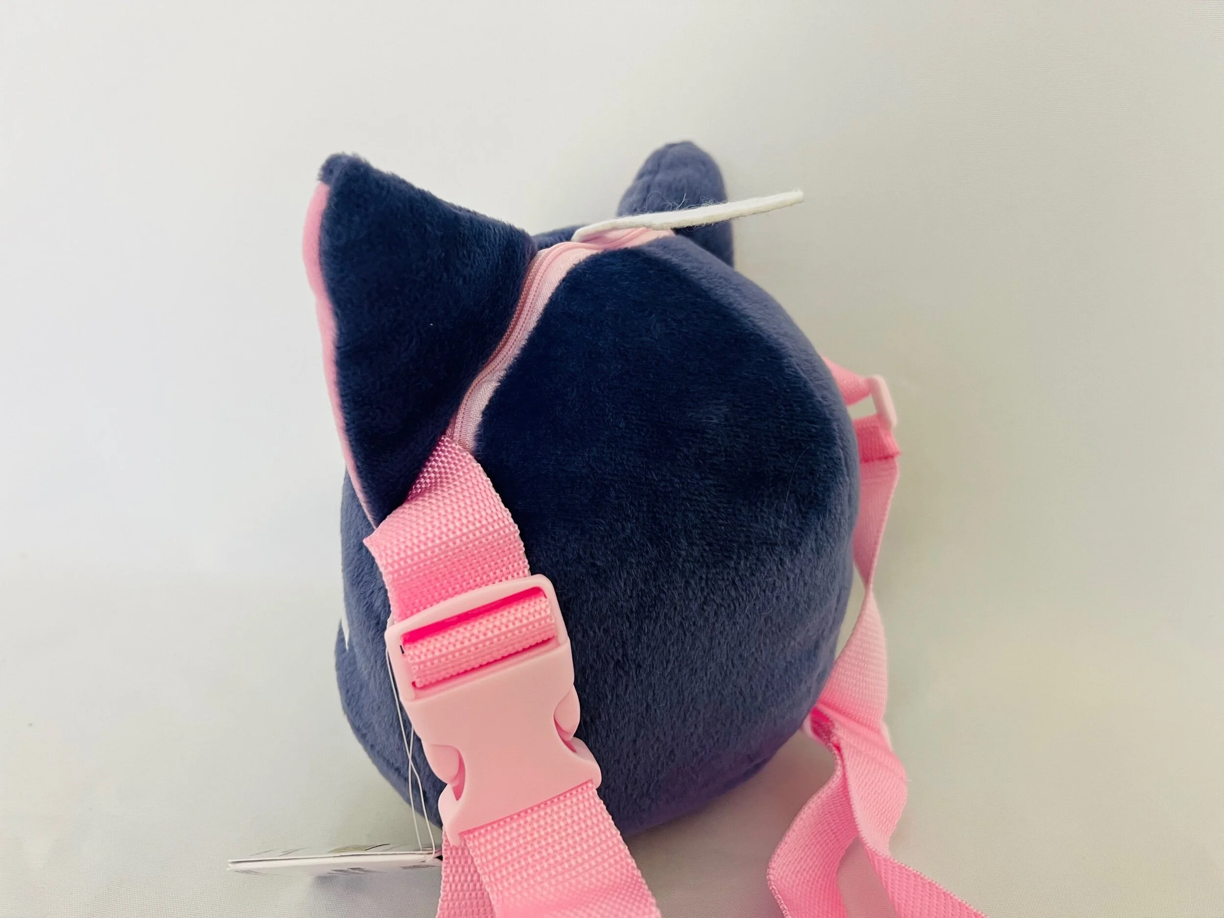 FE32CFBA-A77C-4832-8705-E2F2D1639D33