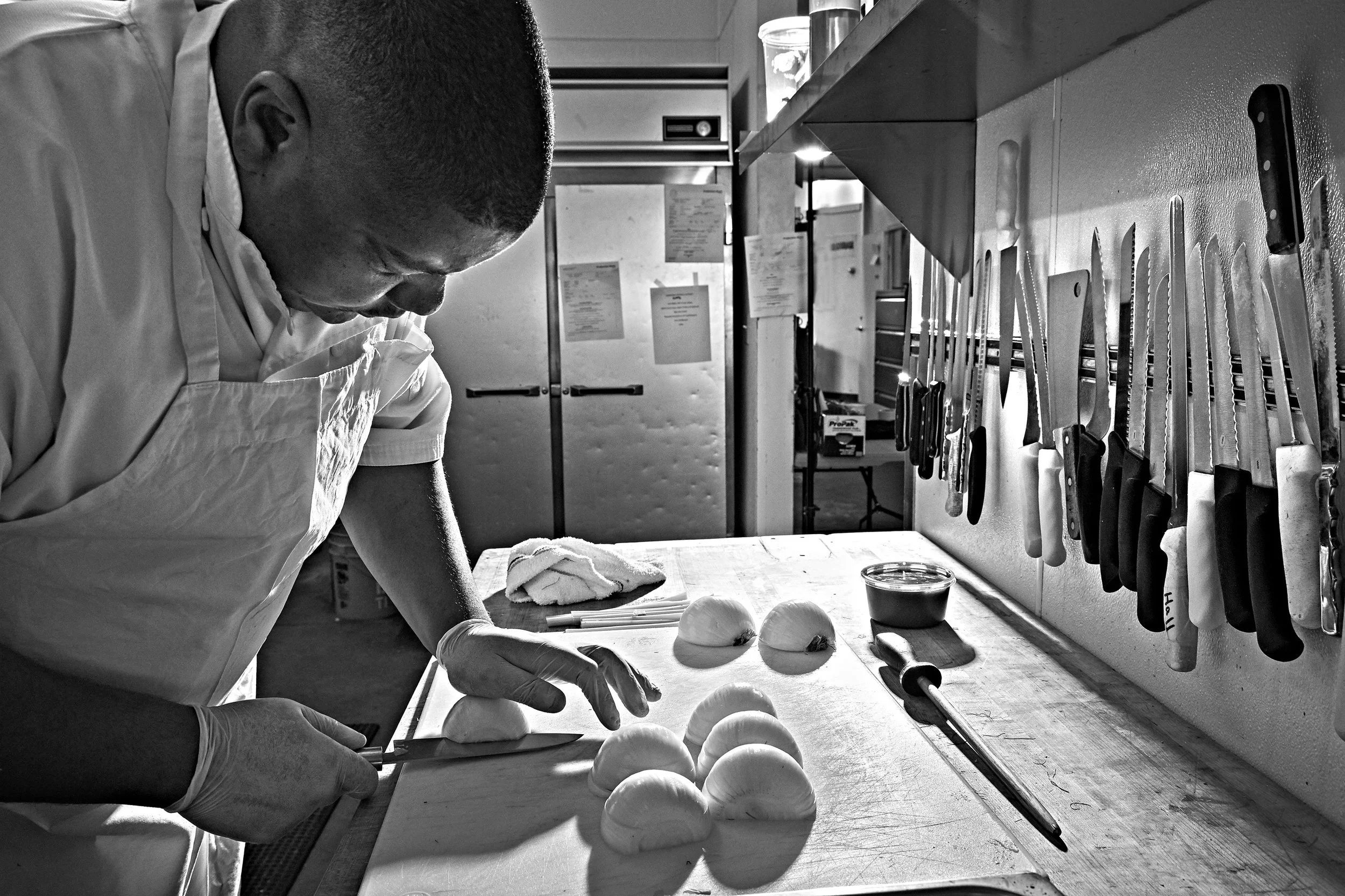 16 D2 TNT Kitchen 0083.jpg
