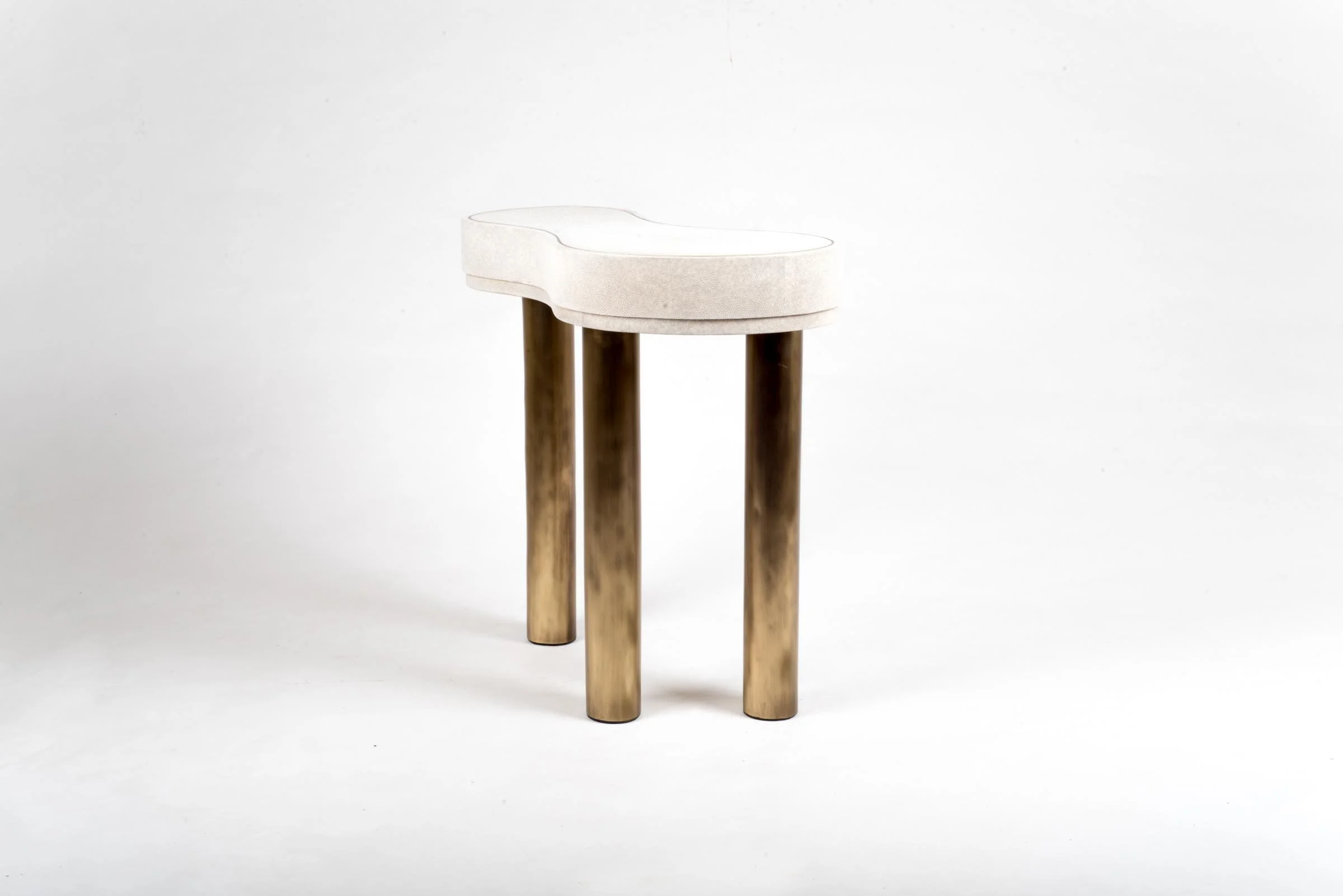 KST23-D1-V2-Product-shop-Kifu-Paris-Texture-Shagreen-Shell-Interior-Tabletop=Decor-Accesories-Furniture.jpg