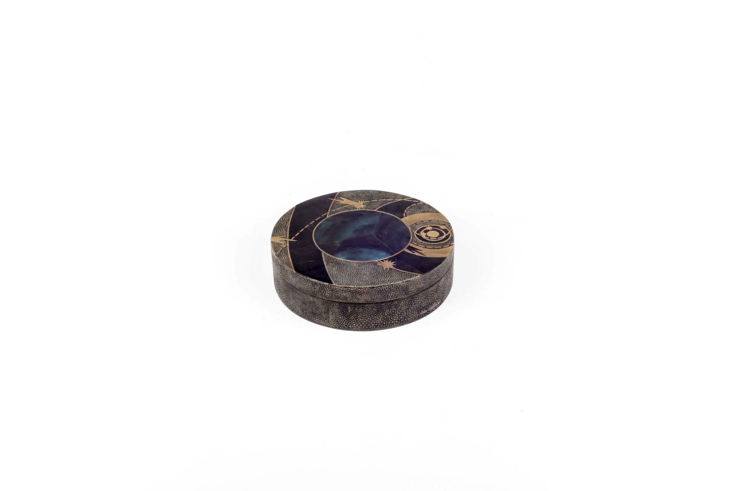 KB26L-D148-V6-Product-shop-Kifu-Paris-Texture-Shagreen-Shell-Interior-Tabletop=Decor-Accesories-Furniture.jpg