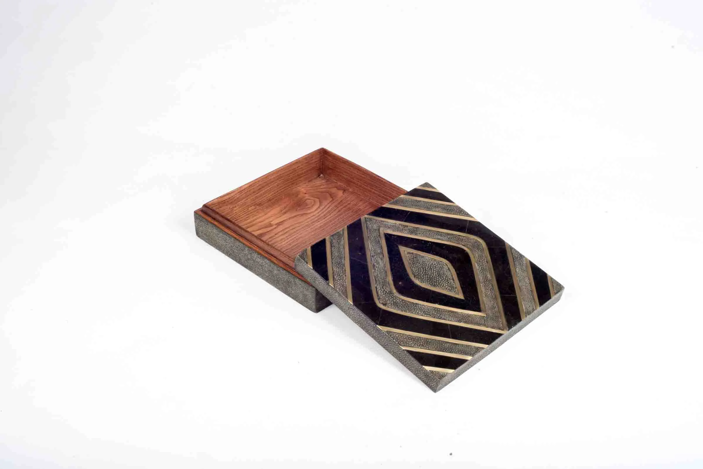 KB28L-D101-L9-V3-Product-shop-Kifu-Paris-Texture-Shagreen-Shell-Interior-Tabletop=Decor-Accesories-Furniture.jpg