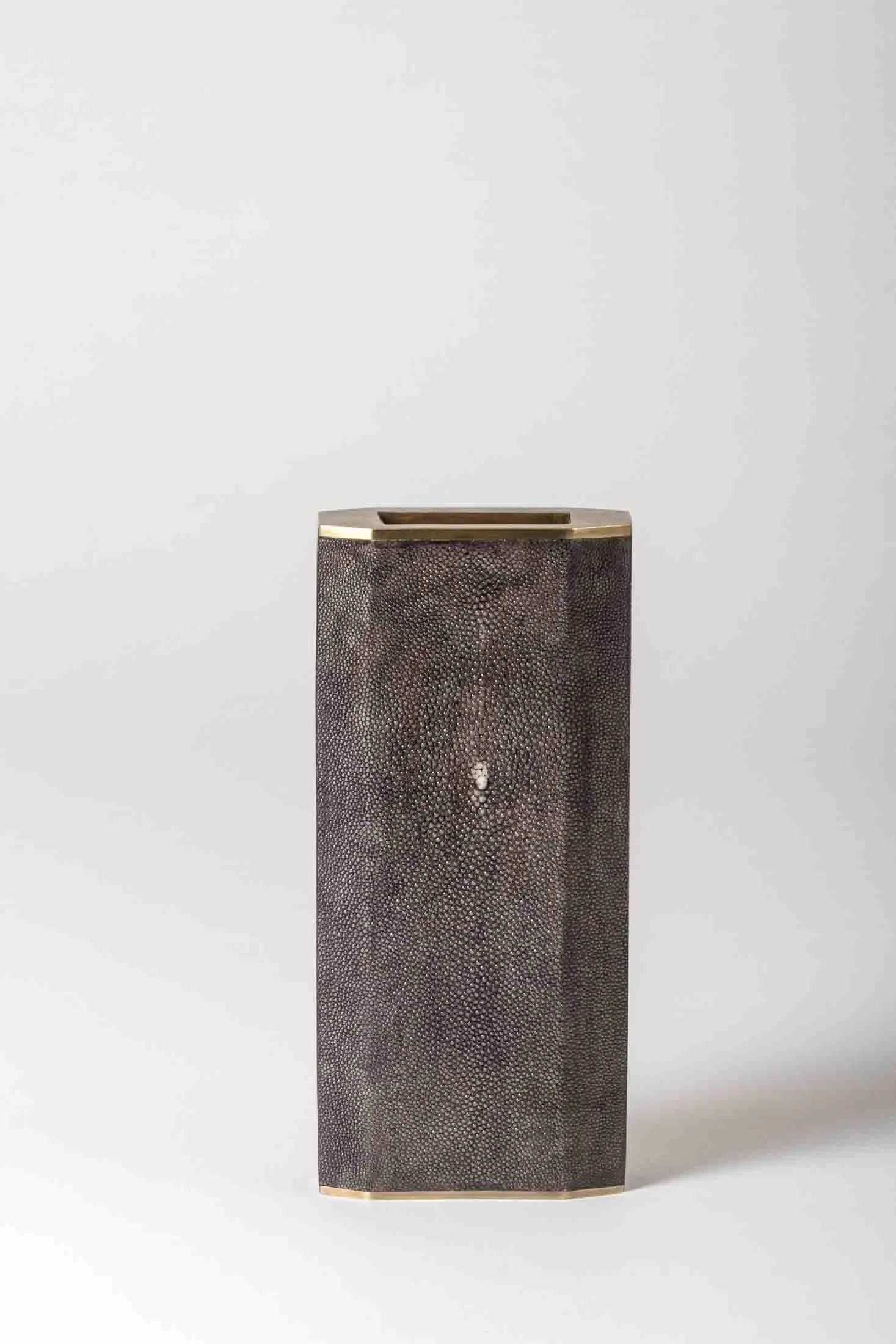 KV03-L-D146-V1-Product-shop-Kifu-Paris-Texture-Shagreen-Shell-Interior-Tabletop=Decor-Accesories-Furniture.jpg
