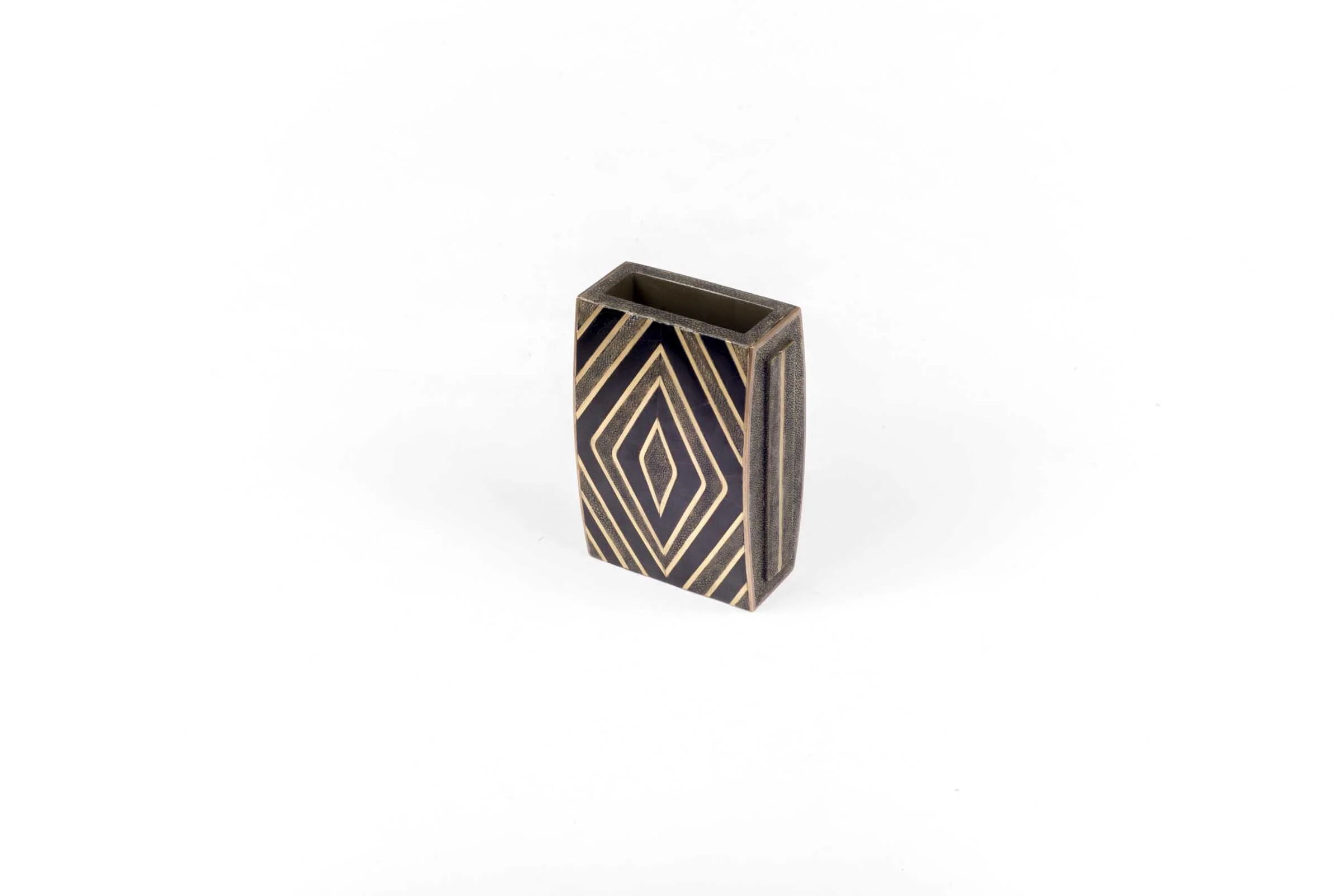 KV05M-D101-L9-V4-Product-shop-Kifu-Paris-Texture-Shagreen-Shell-Interior-Tabletop=Decor-Accesories-Furniture.jpg