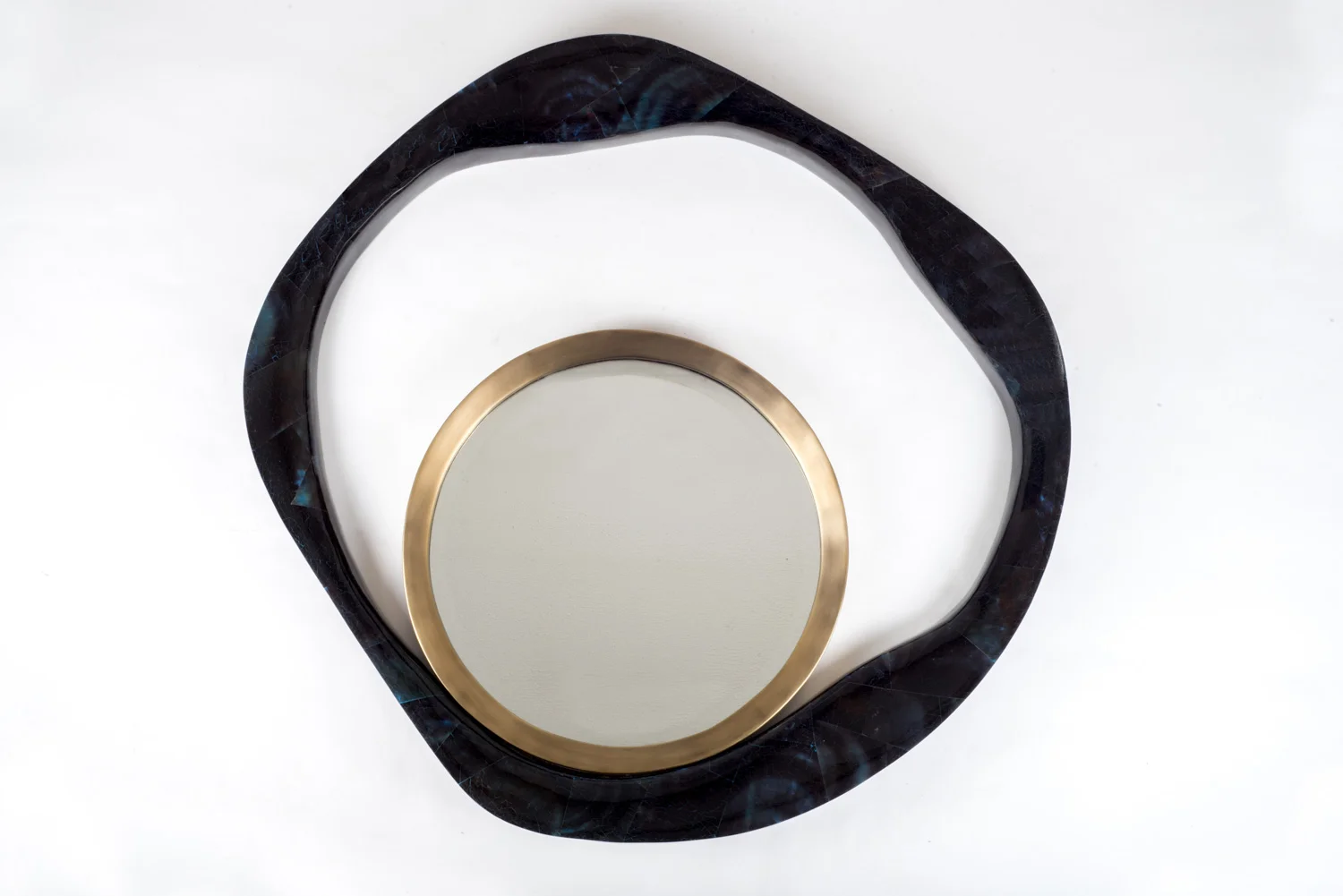 Shop-Decor-Luxury-Barneys-Neiman-Marcus-neimanmarcus-gift-Paris-New-York-Shagreen-Exotic-art-deco-ryaugousti-ry-augousti-103-rue-dubac-103ruedubac-nydc-newyork-newyorkdesigncenter-boutiqueMR35L-L25-V3.jpg