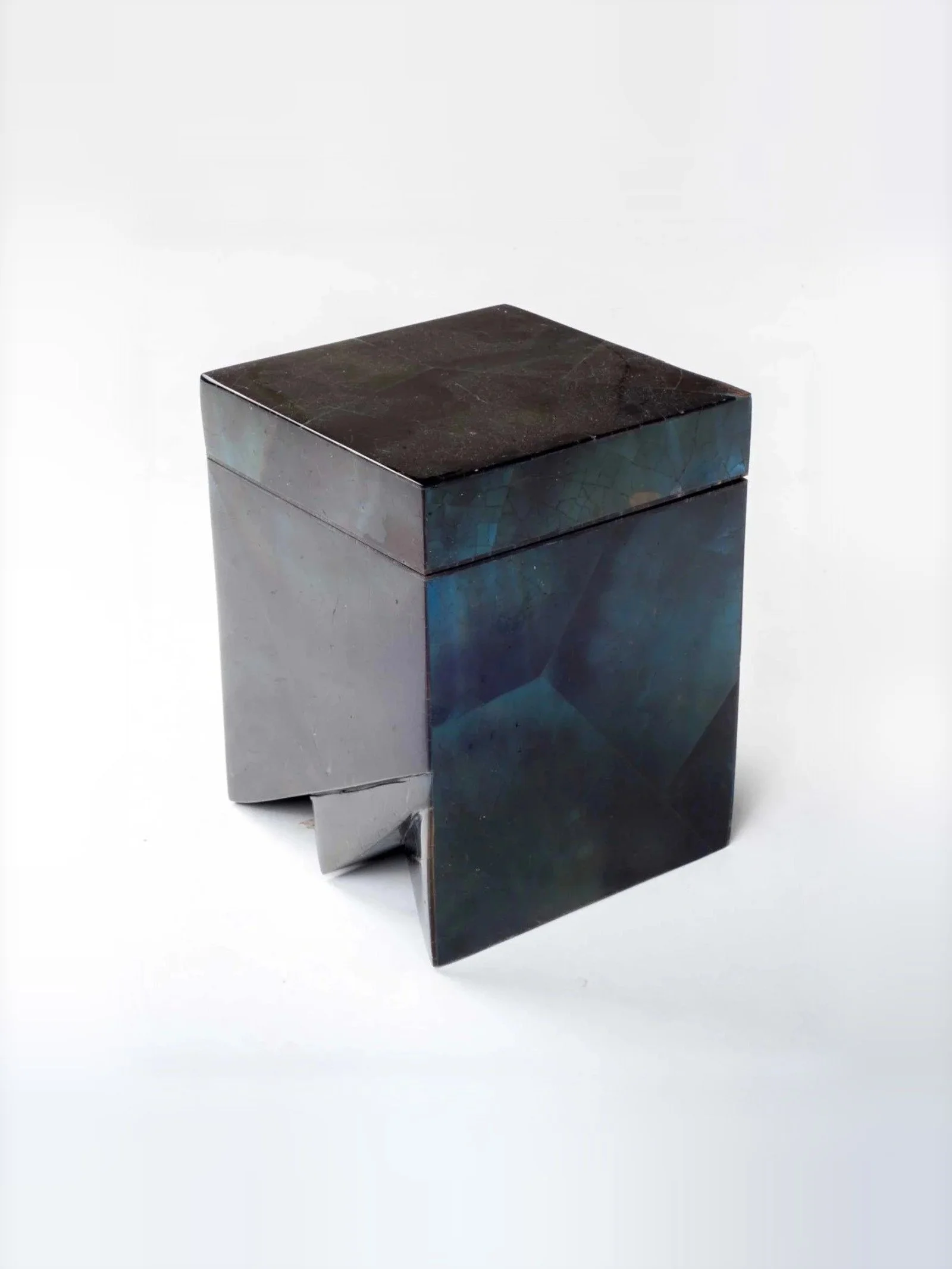 Crown Box