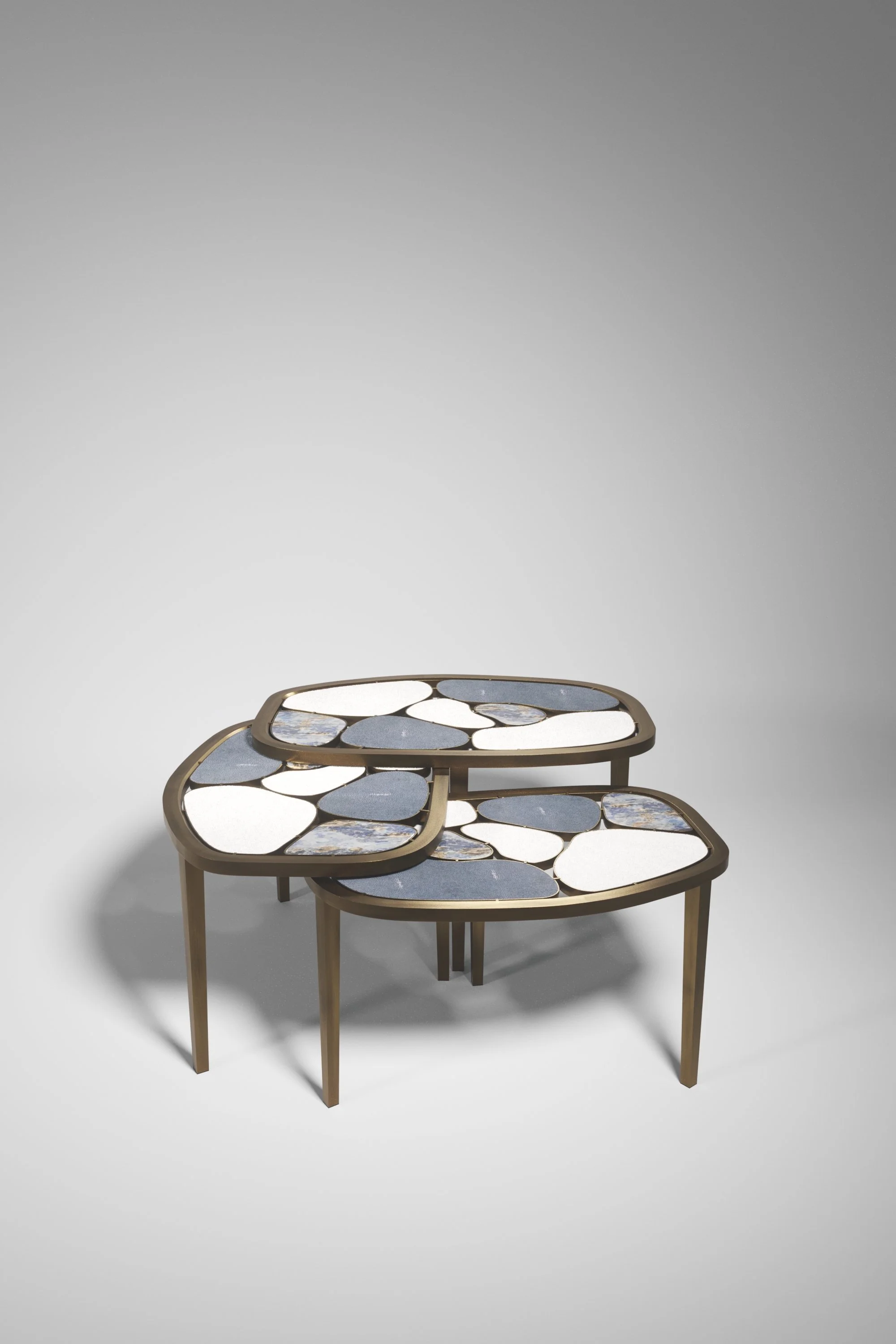 Coffee-Tables_Nesting_ LAZU0000.jpg