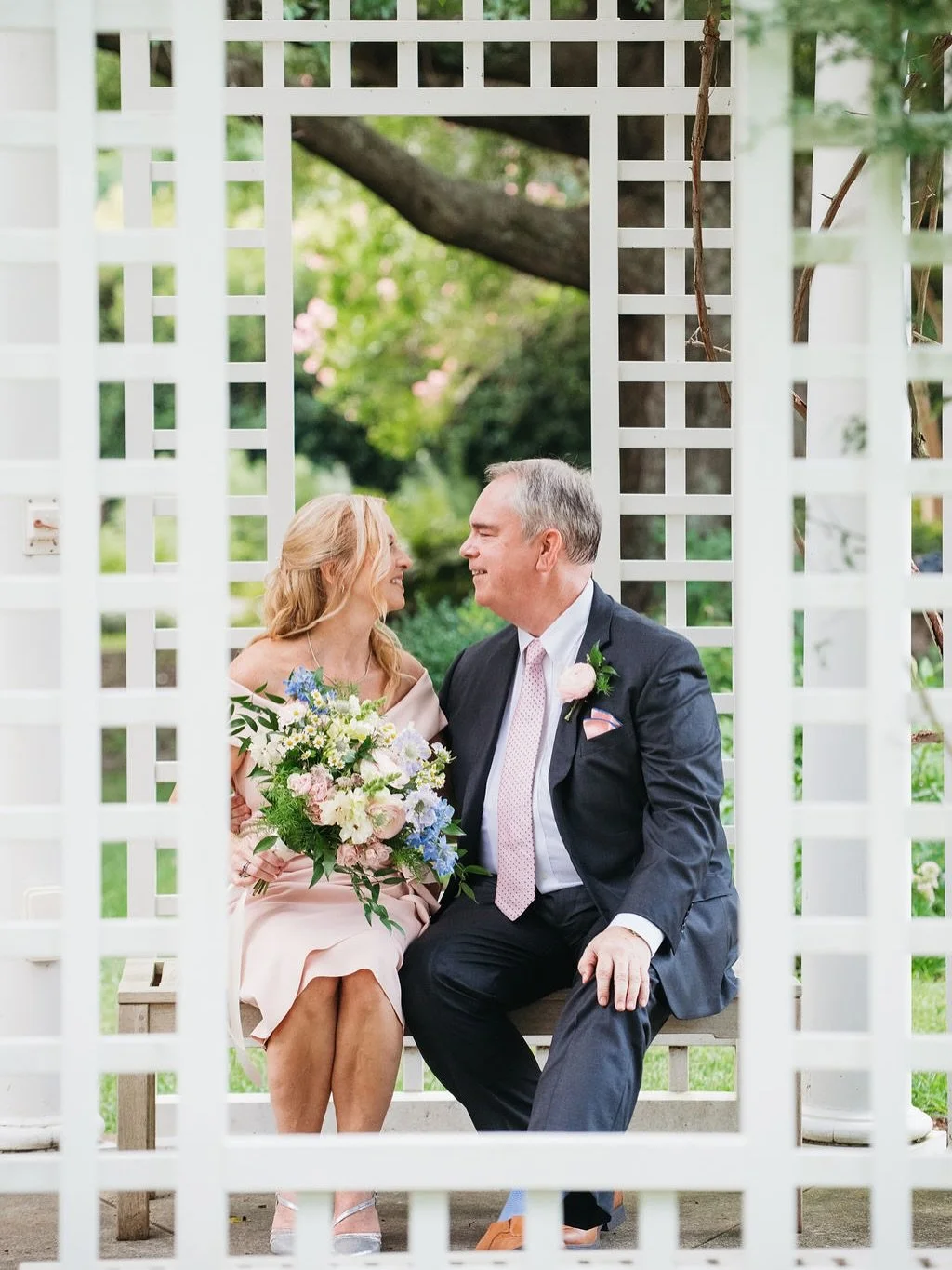 Congratulations to J + B 🌼🌷🪻

Further proof it gets greater later! What a joy to see these two beautiful families celebrate such a wonderful couple. 

Captured by @awesomesauce.photography
Planning + Florals by @riverwooddesigns 
Venue + Catering 
