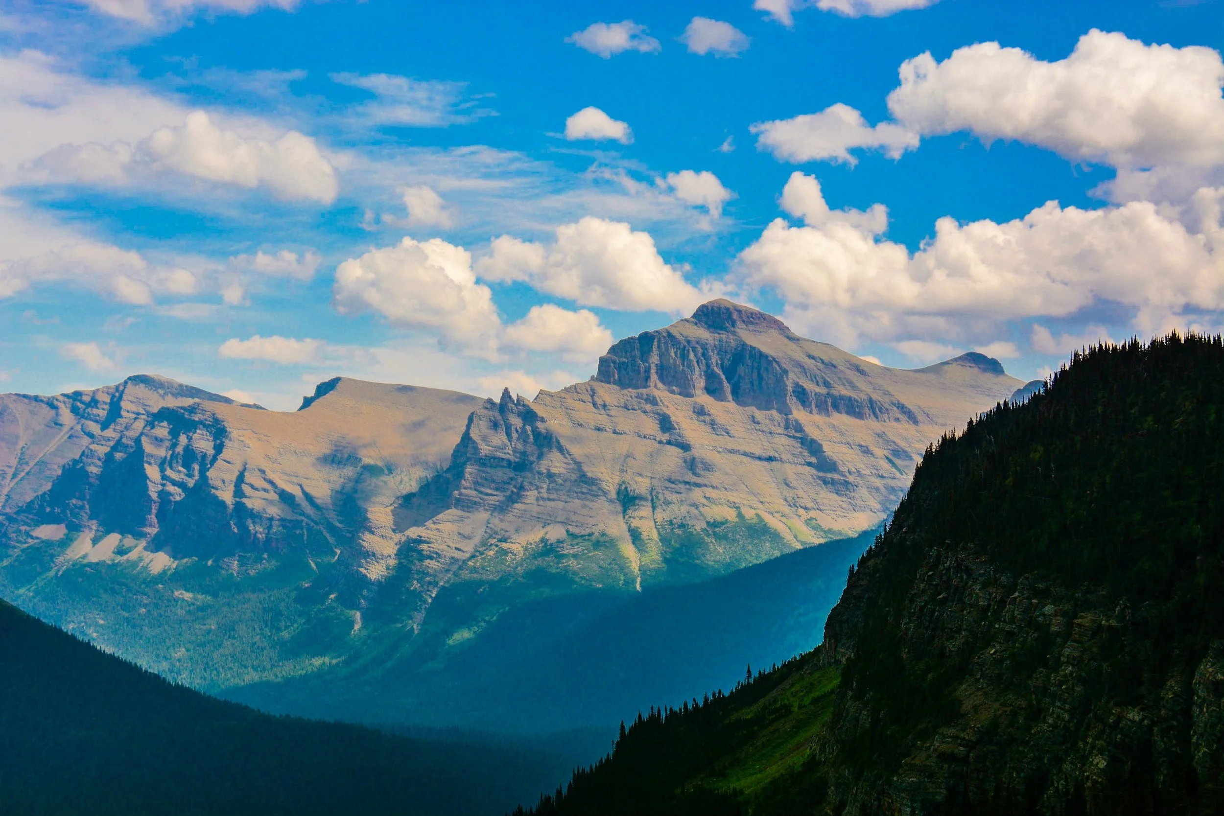 RyanAdventuring.com Cover photo of Mountain range