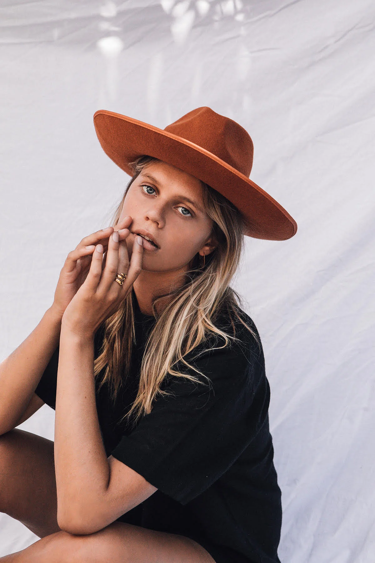 Top | Hemp Temple , Hat | Fallen Broken Street , Earrings & Ring | Flash