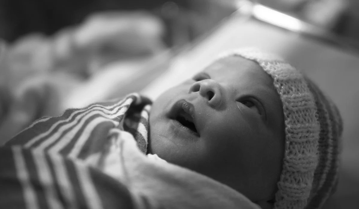 newborn-baby-home-birth-merilly-daly.jpg