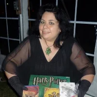 Kat Ell Amitrano Guest Services Coordinator & Auction Coordinator