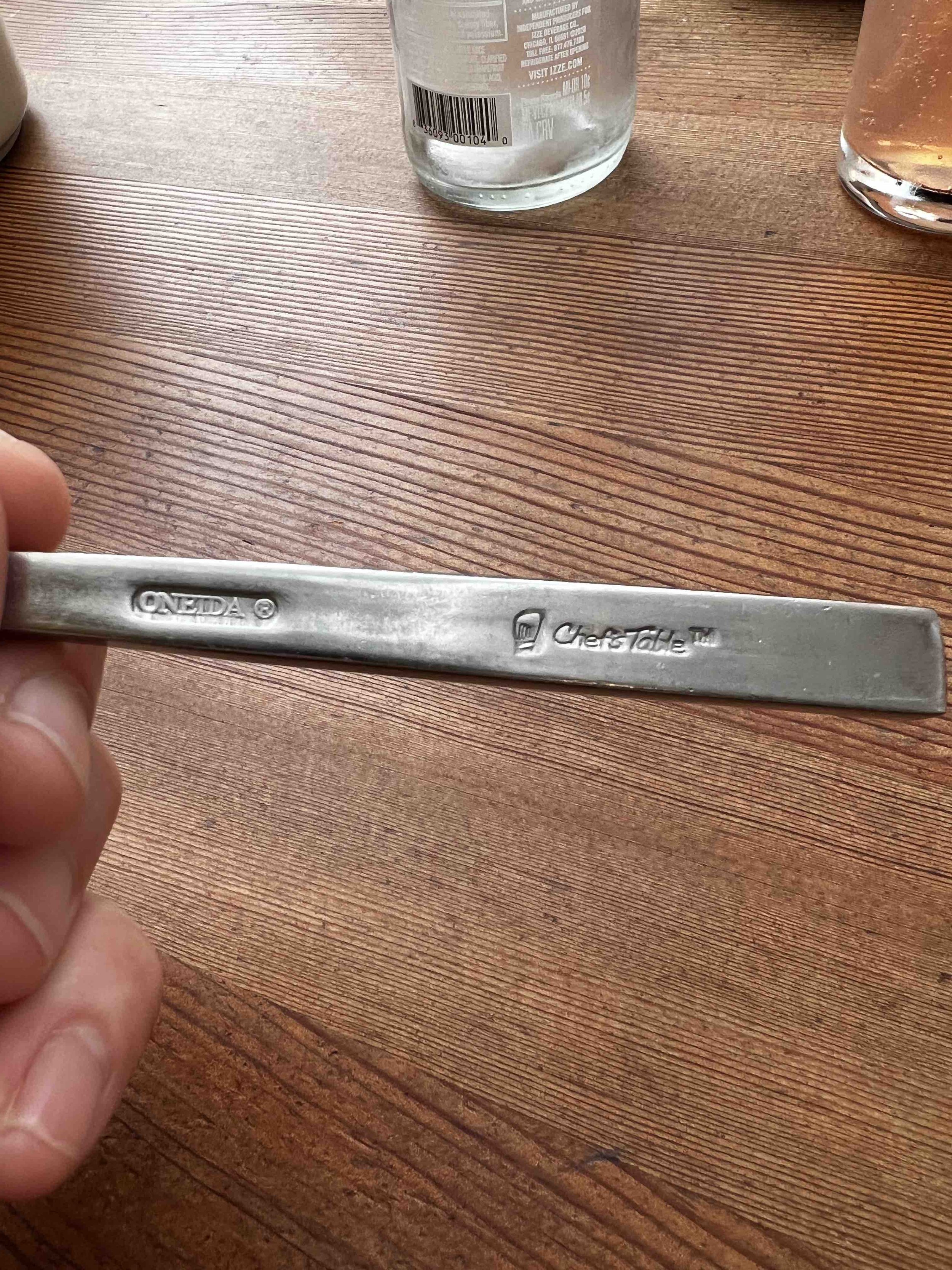 0196 - nice cutlery