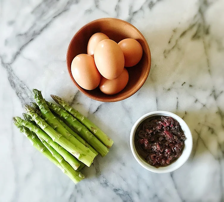 MEDITERRANEAN EGGS [WHOLE 30, GF, PALEO]