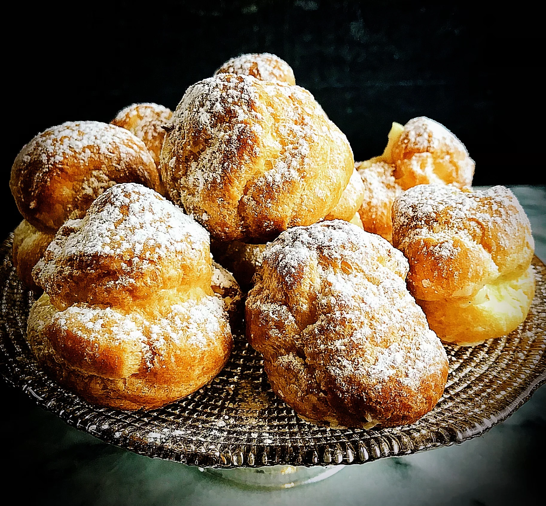 CREAM PUFFS