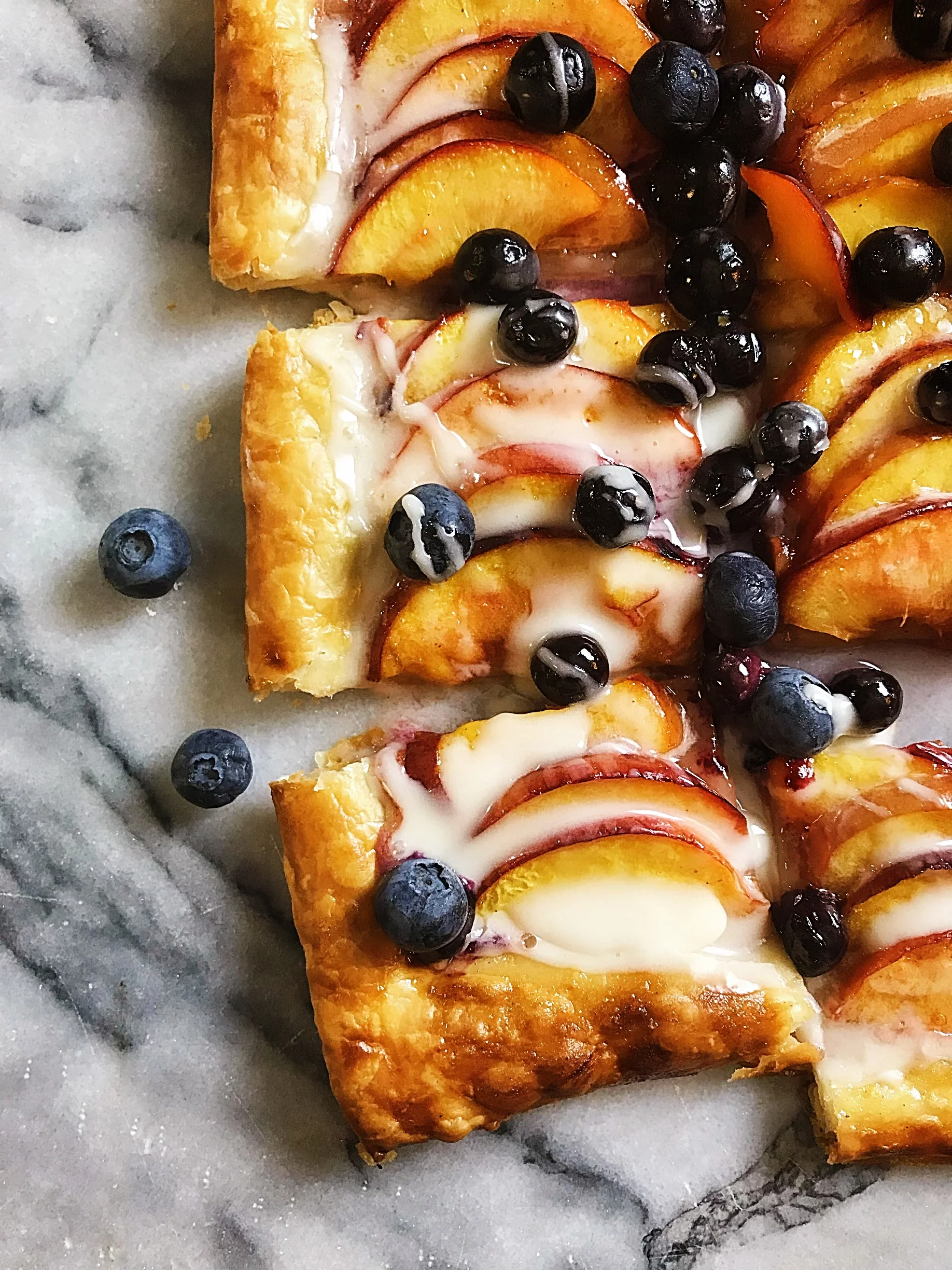 FRESH NECTARINE AND BLUEBERRY TART