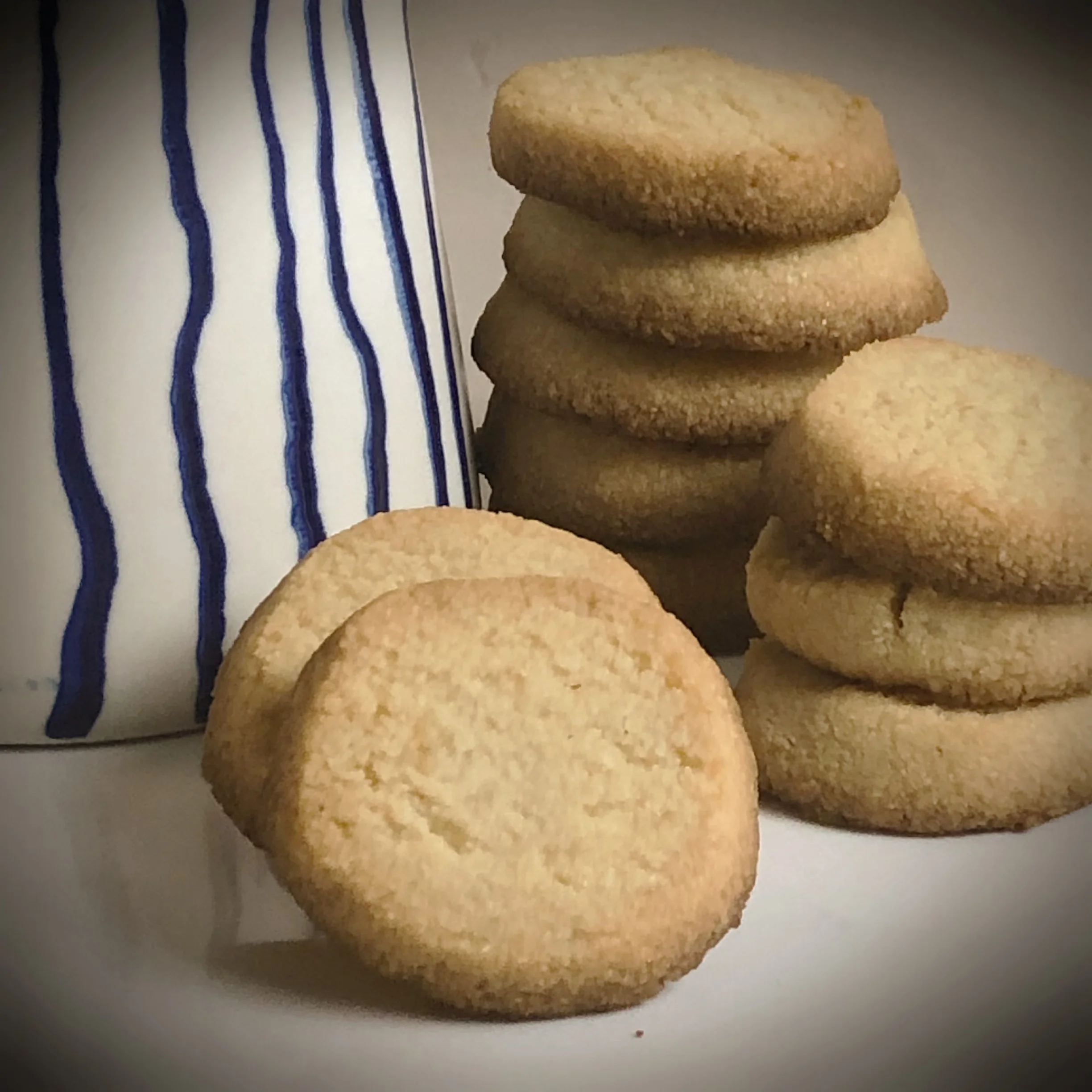 KETO SHORTBREAD