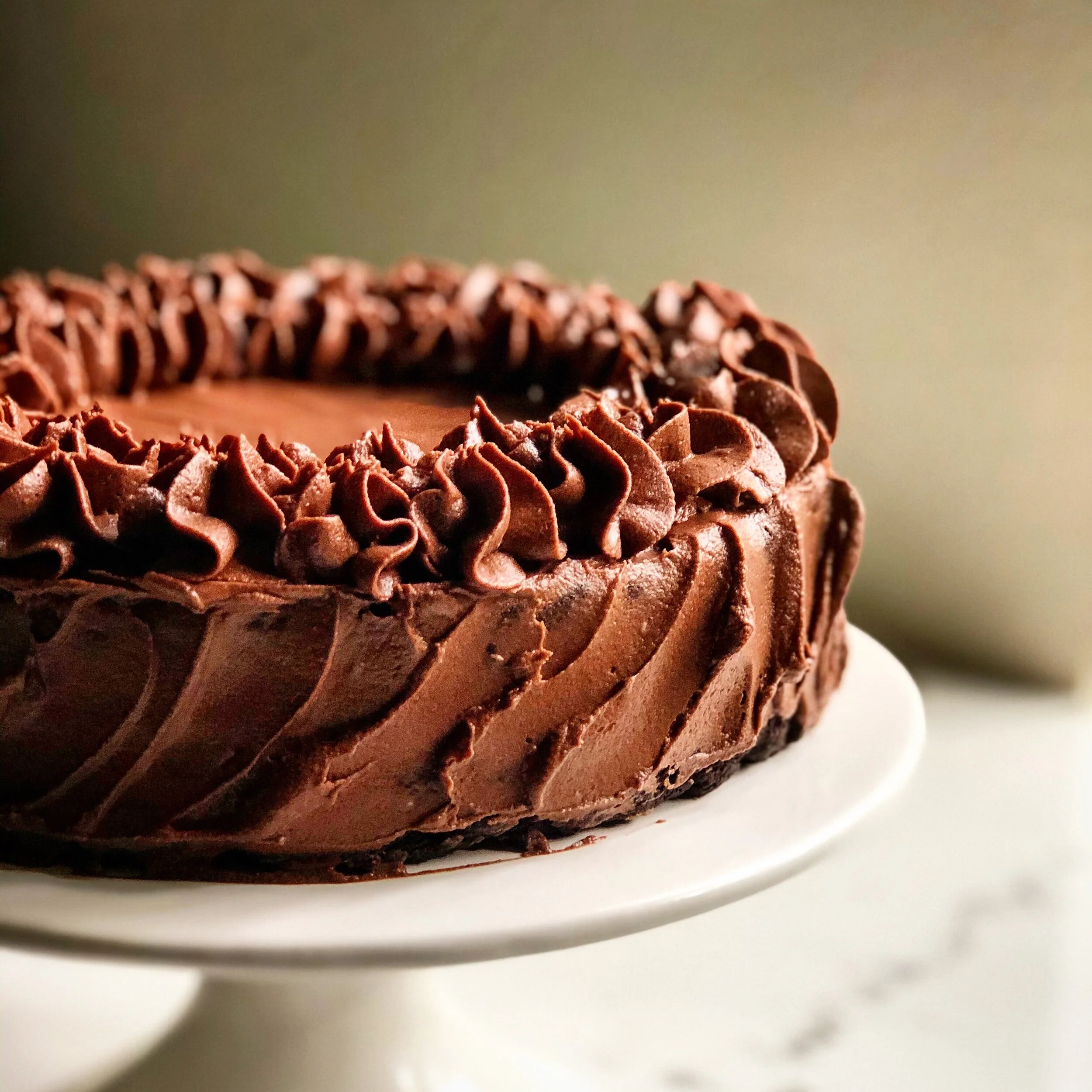 KETO CHOCOLATE LAYER CAKE
