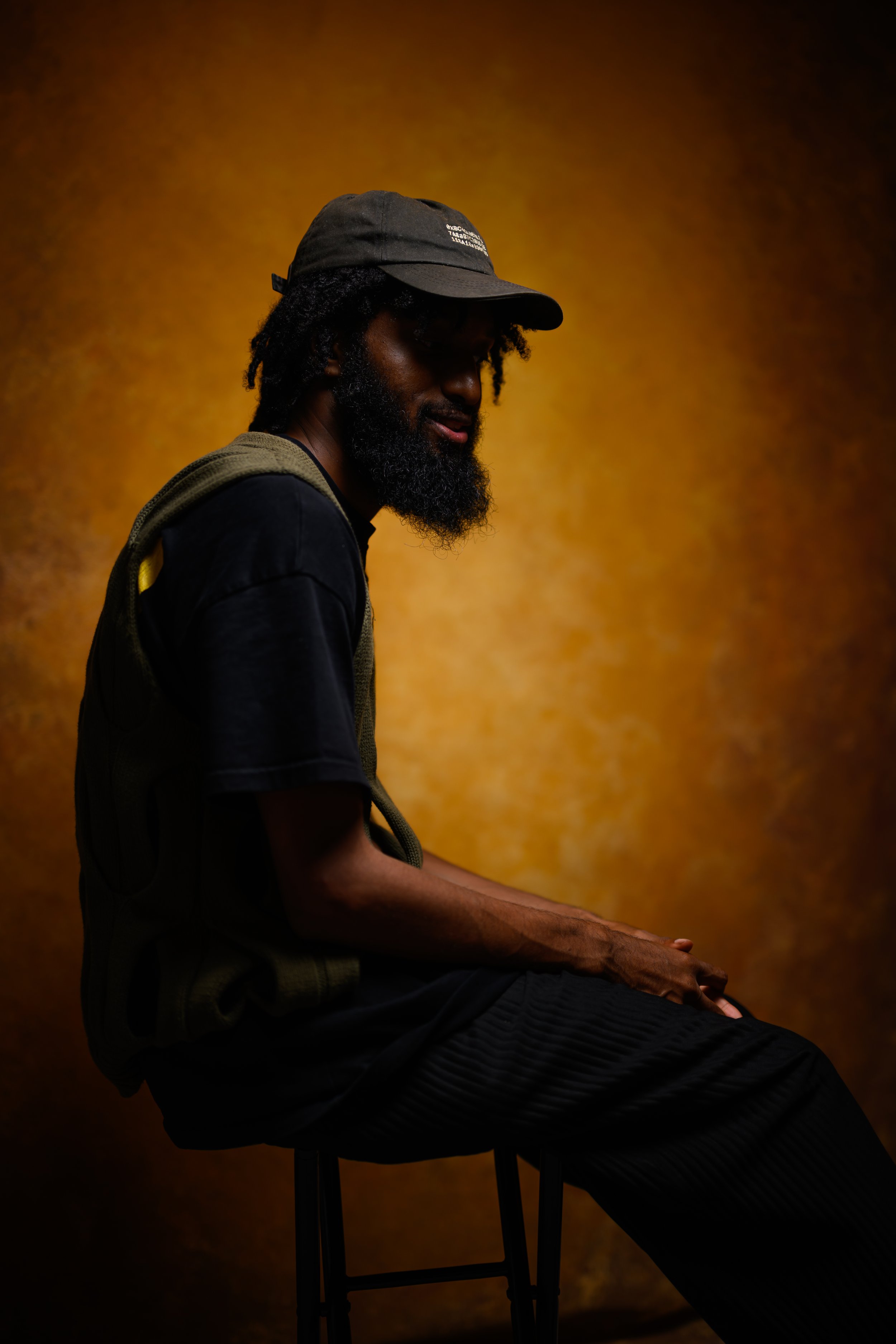 Bomani X portrait image 3