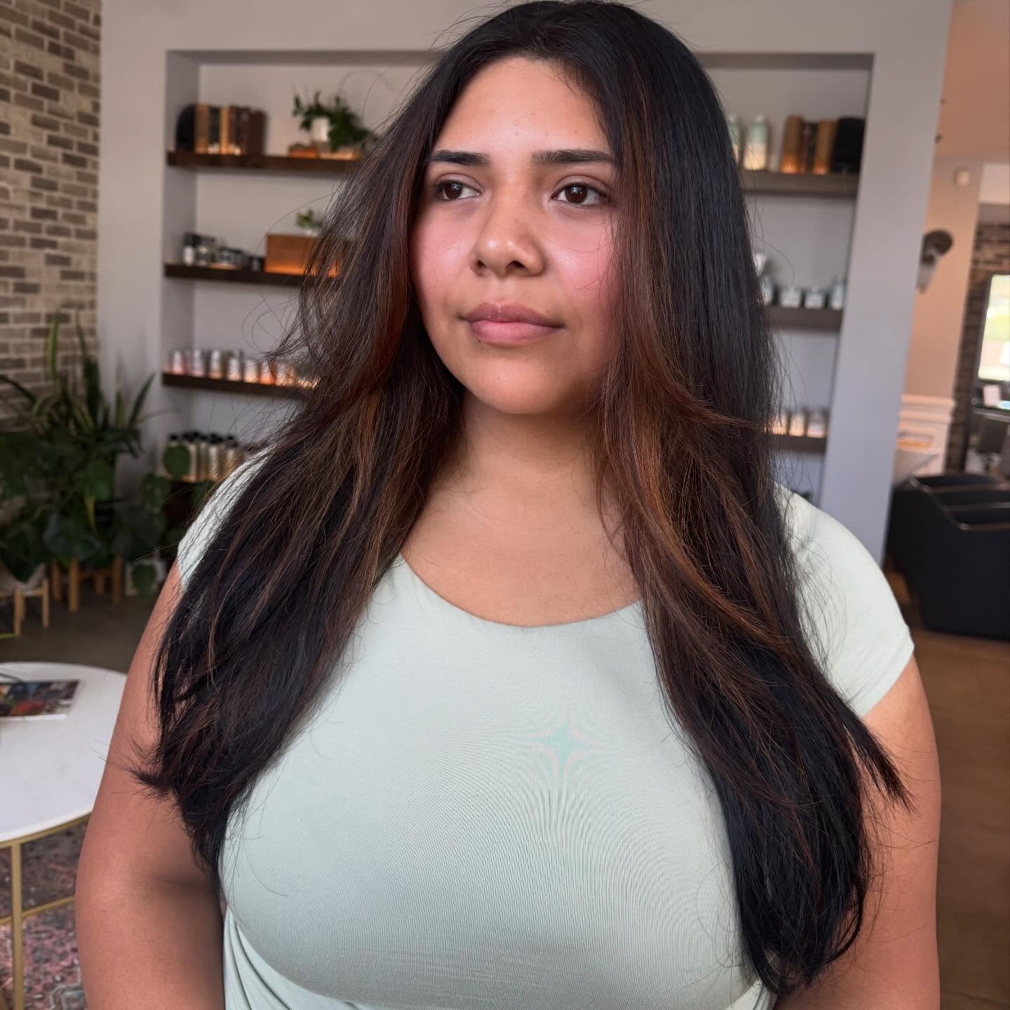 Some gorgeous face frame highlights!! Flawless subtle and sweet for all my low maintenance clients who need a little pop and to brighten up their look.