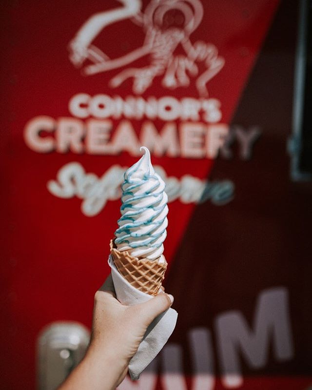 Don't forget about dessert! We work with a variety of food trucks (both sweet and savory) that will be sure to be the talk of your next event. Need catering for a birthday, office lunch, wedding or any other celebration? Click the link in our bio to 