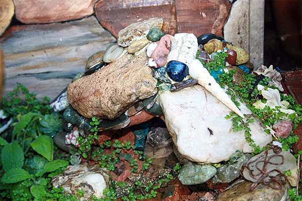 rock_shrine04.jpg