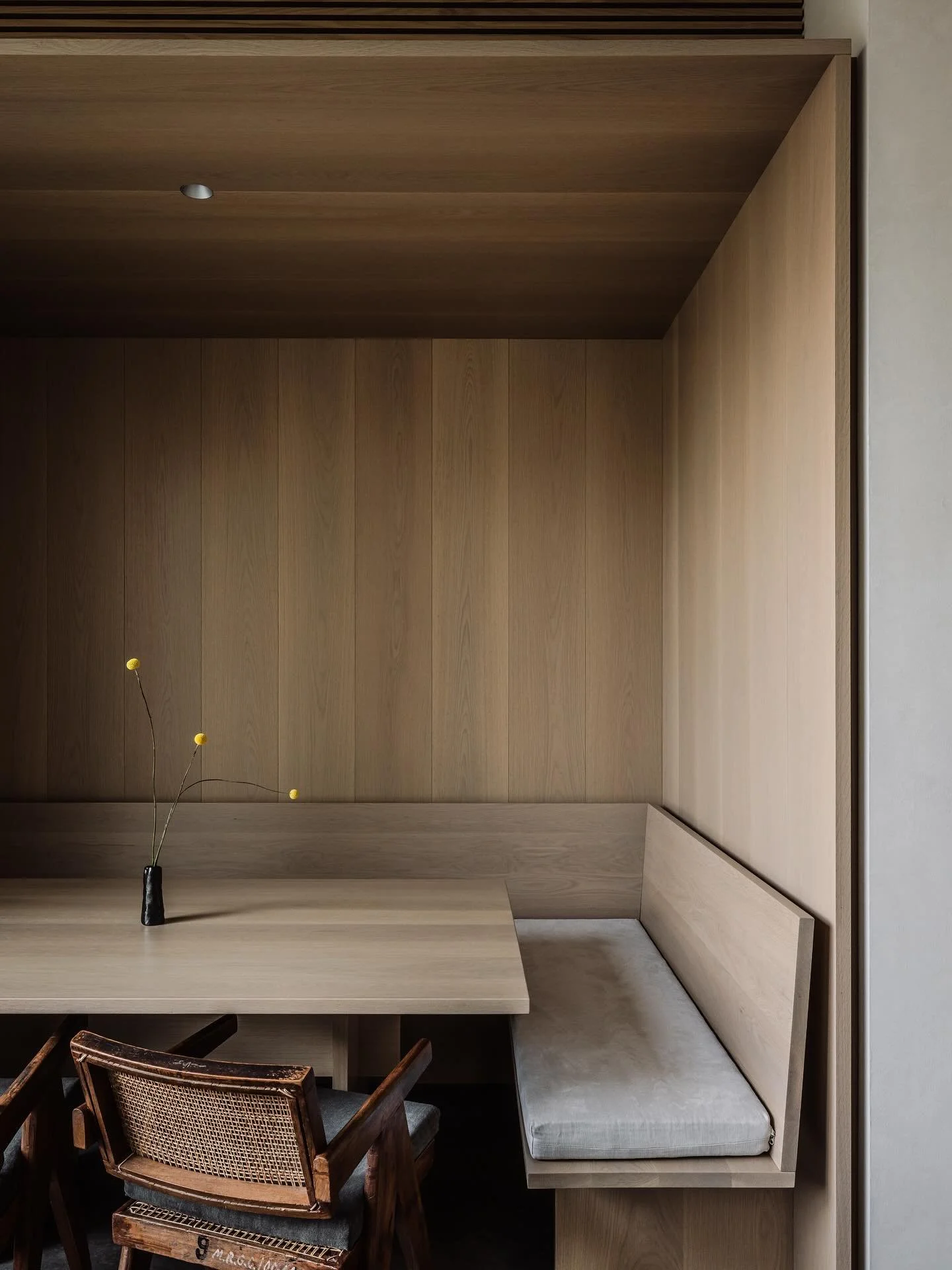 The Lantern House doesn&rsquo;t reveal itself fully to the passing glance. The textural richness and creative design elements continue to present themselves with every new room you enter. 
Enjoy another peek at this one-of-a-kind home. 

Architect @l