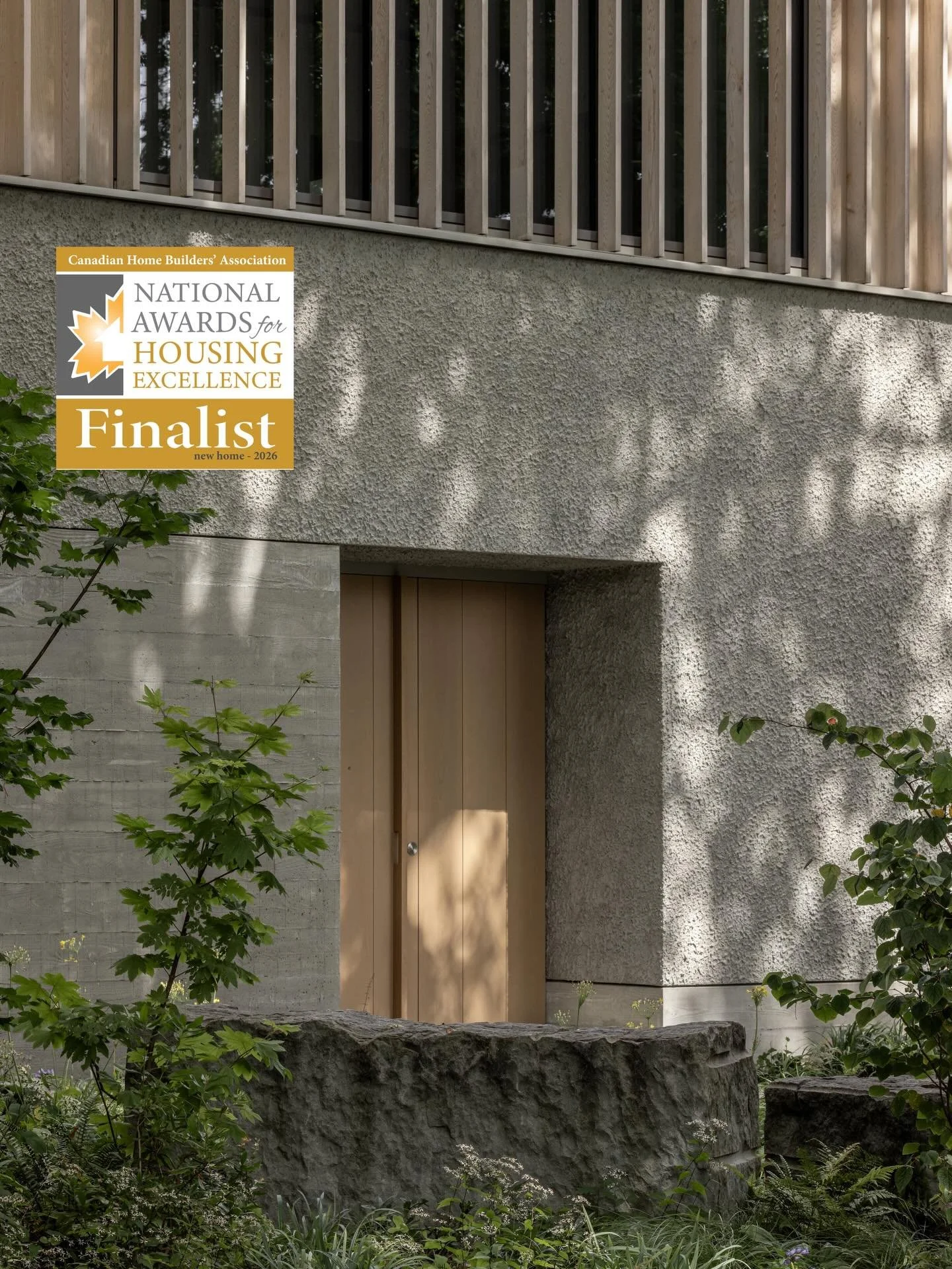 We are a CHBA National Awards for Building Excellence Finalist in the &lsquo;Best Custom Home 2.501-3,000 square feet&rsquo; category!
Thank you @chbanational 

Architect @leckiestudio 
Photography @emaphotographi