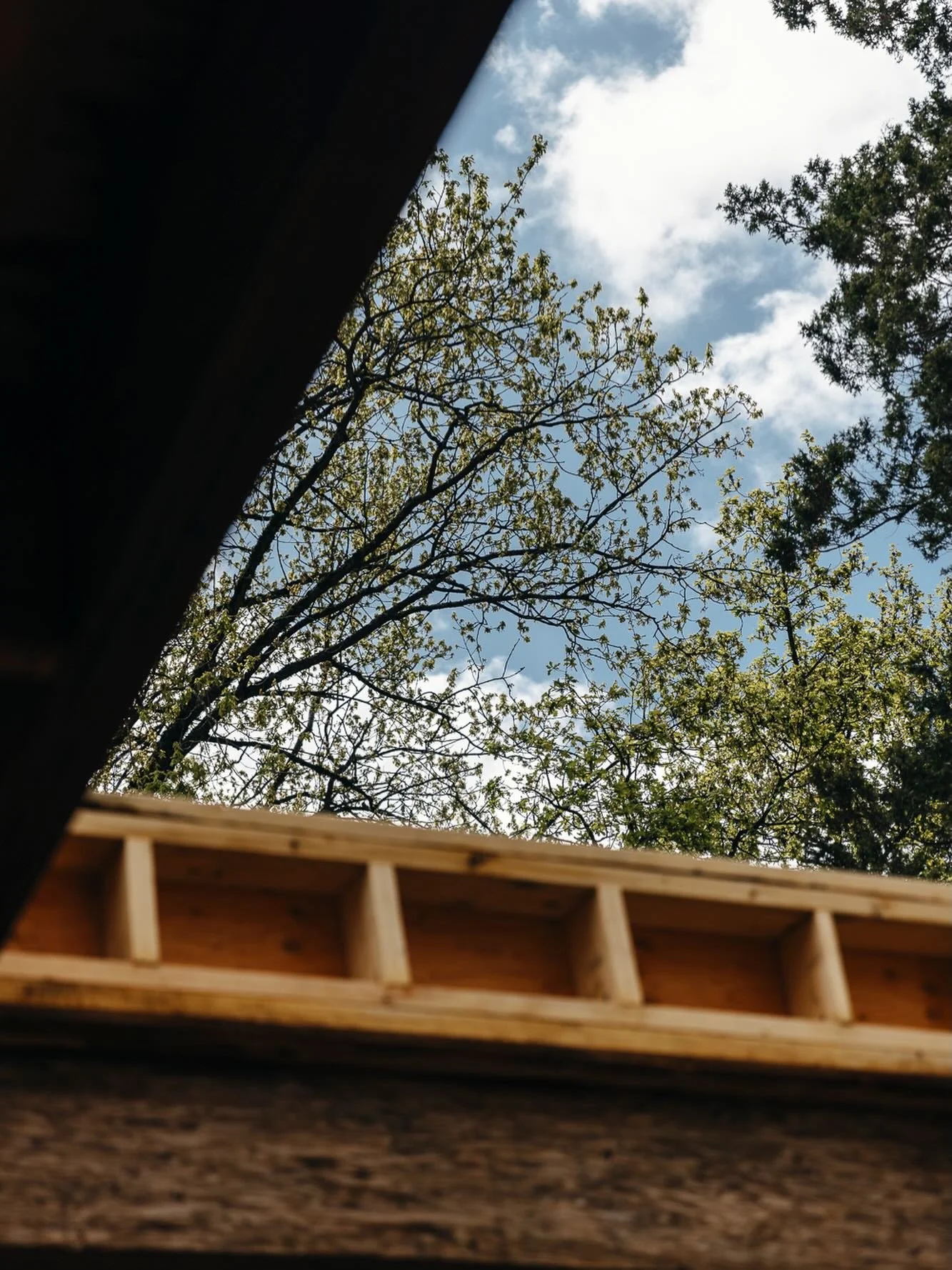 Before the lantern. 
Even during construction, minds were blown by the 82 square foot hole in the middle of the house. Now it&rsquo;s one of the most recognized homes we have built. 

📸 @dalinphoto
[1/3]