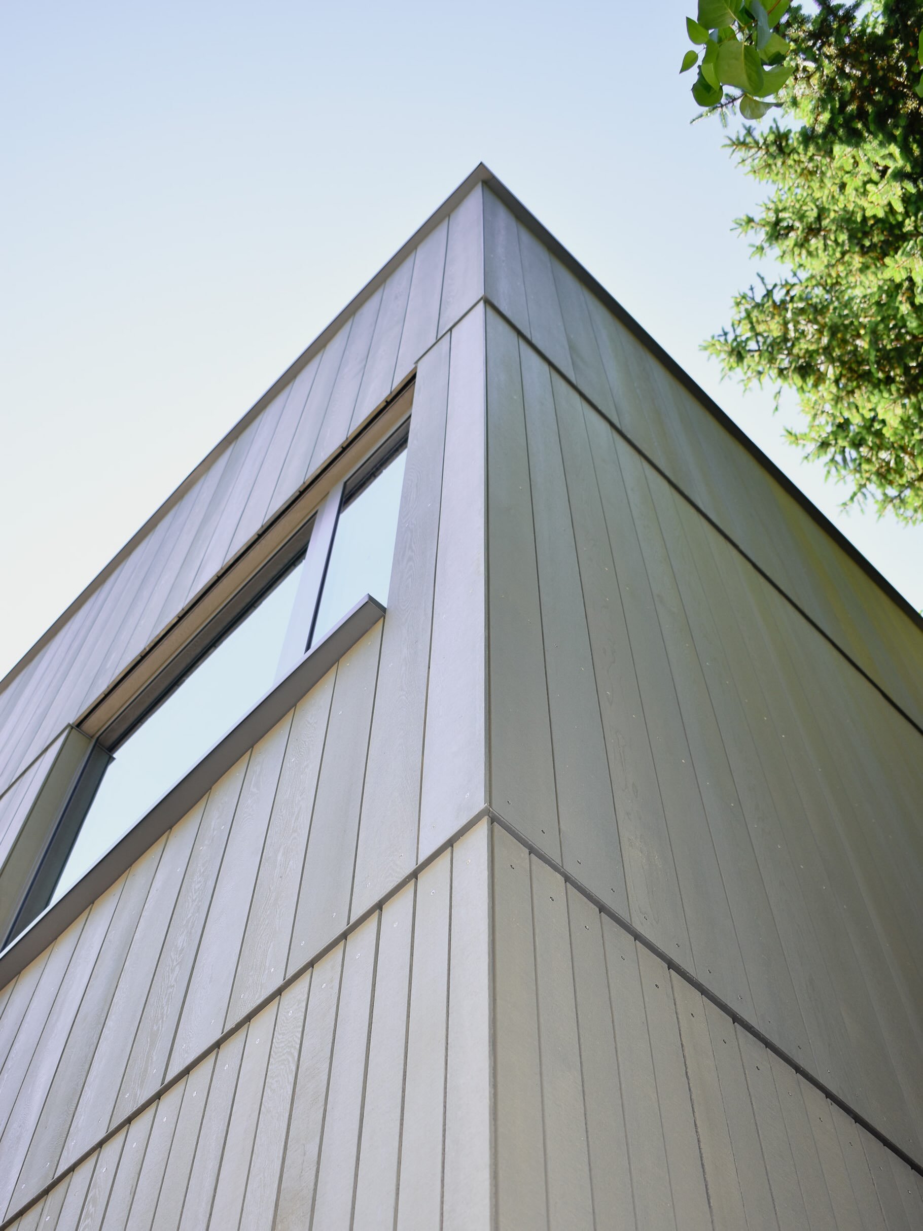 Final dialing in on this cladding. Move-in day is right around the corner!

[2/3]