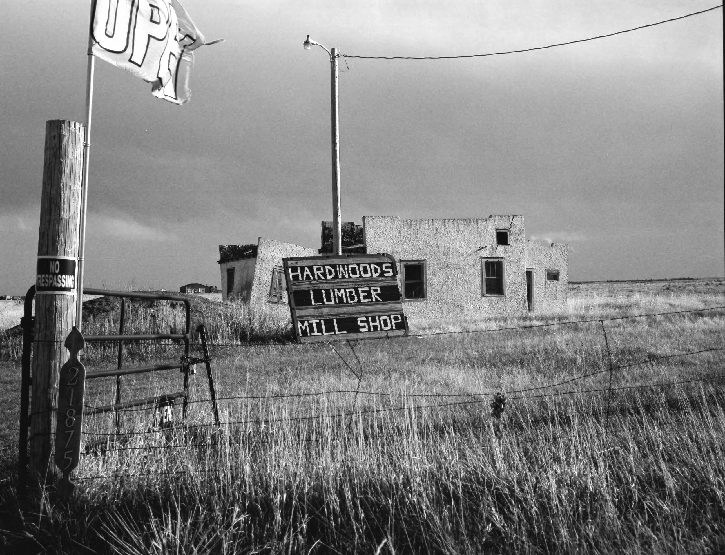 Rylee+Moore+Decaying+Towns+in+The+Easten+Plains-62.jpg