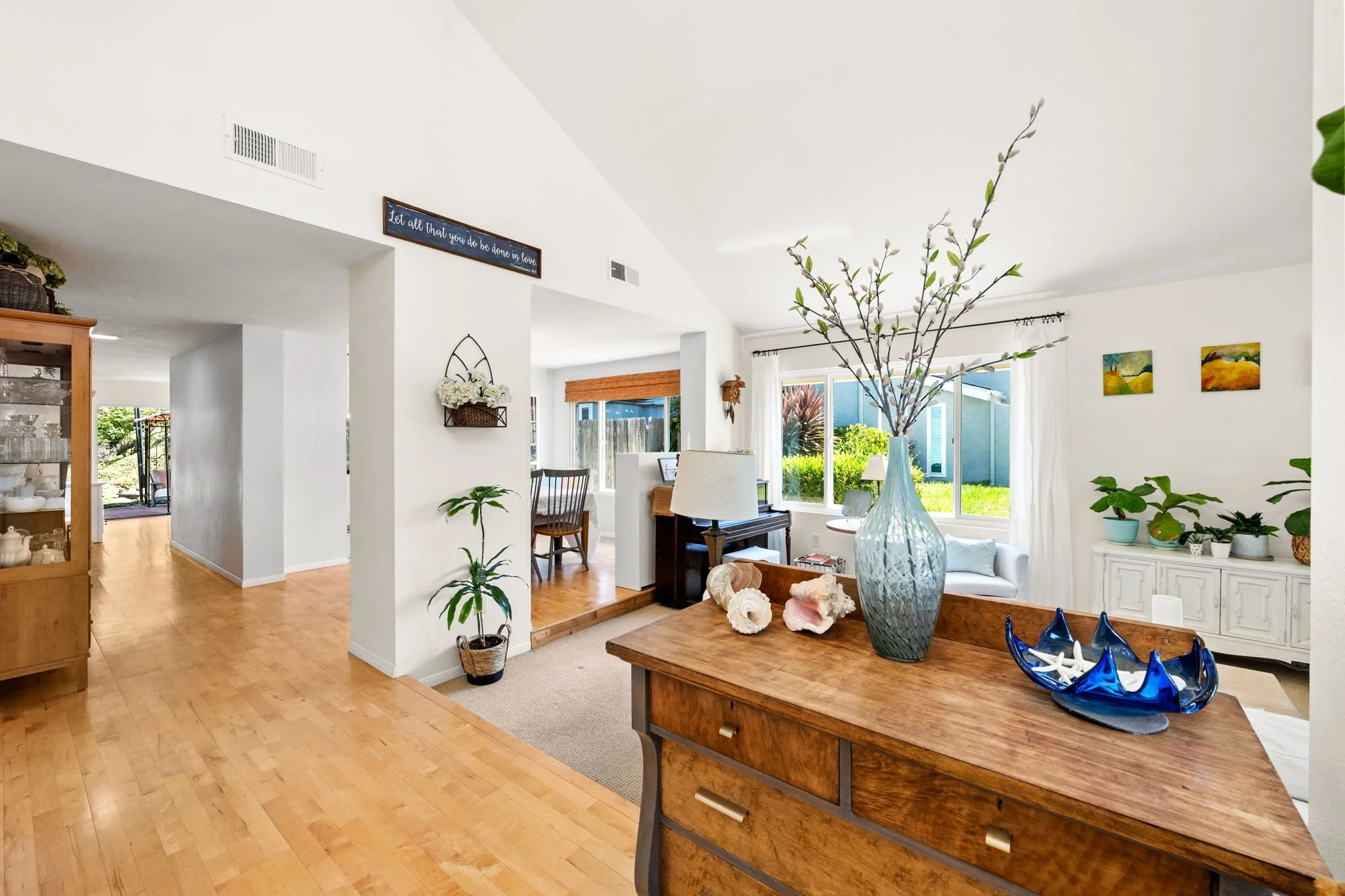 9-web-or-mls-8- Mt Ariane.jpg